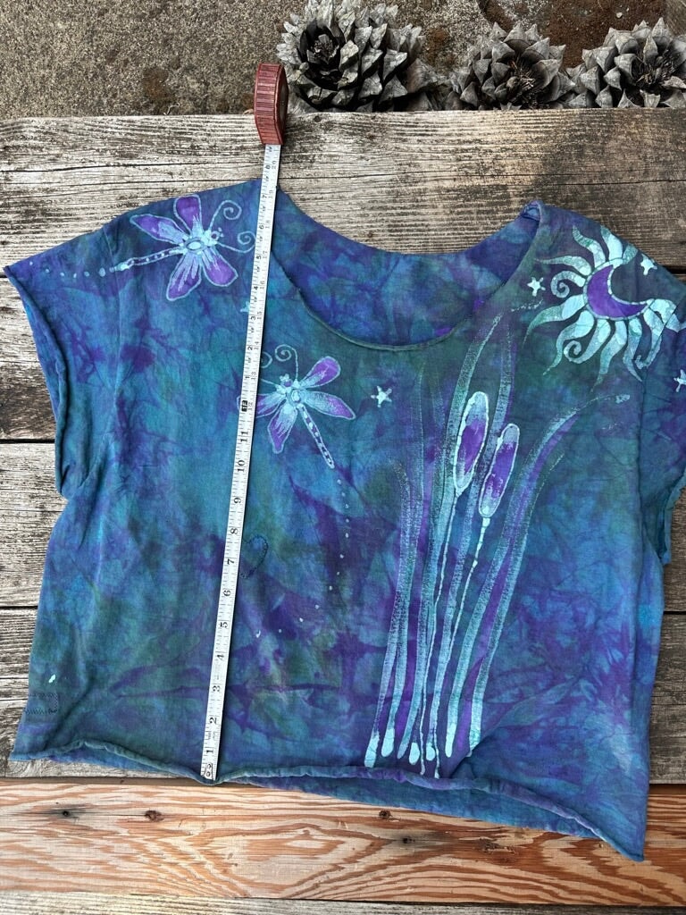 Dragonfly in Teal and Purple Cotton Cropped Crew Tee - Size Small Shirts & Tops Batikwalla by Victoria