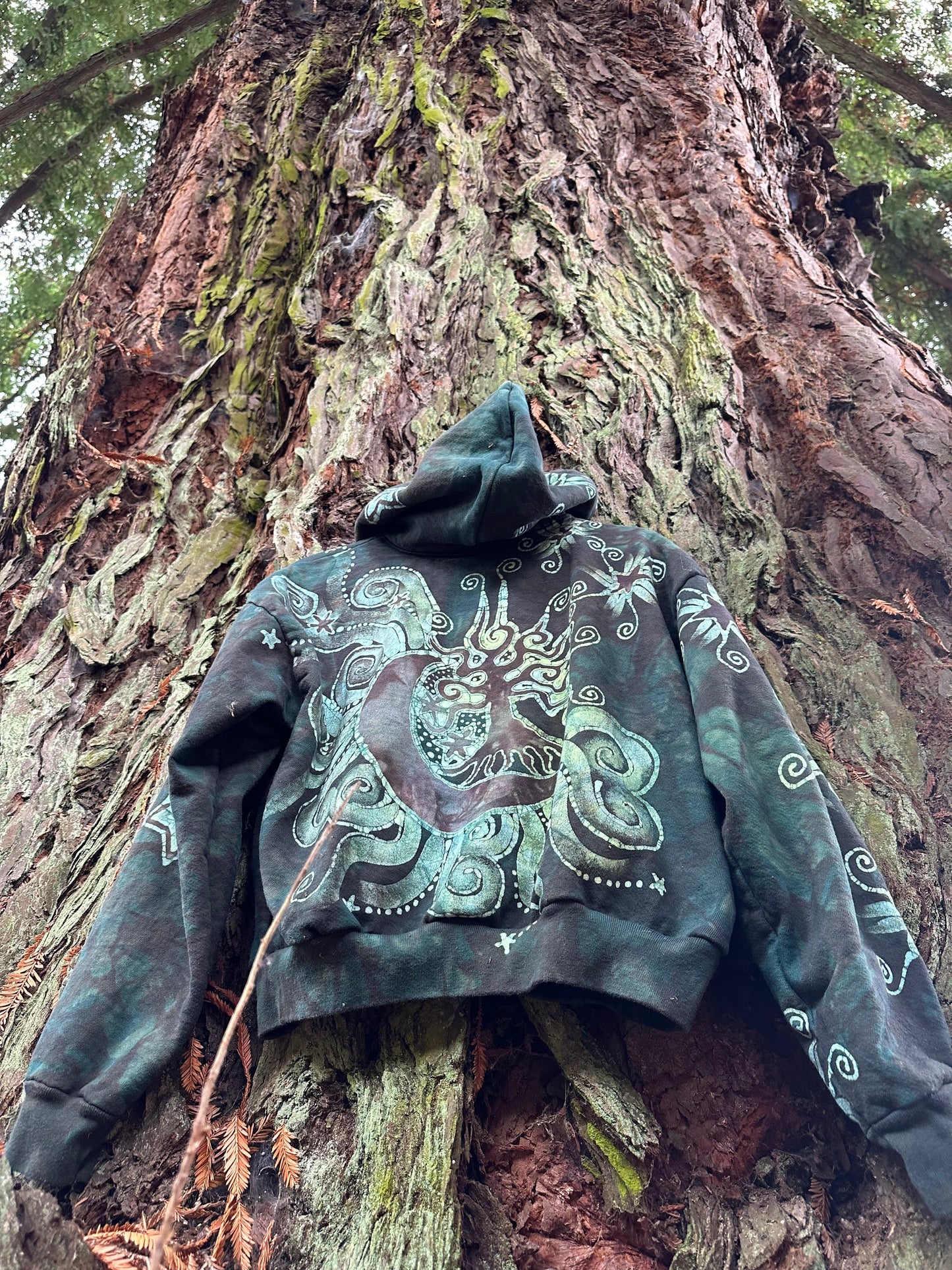 Forest Green Star Essence Handmade Batik Hoodie hoodie batikwalla
