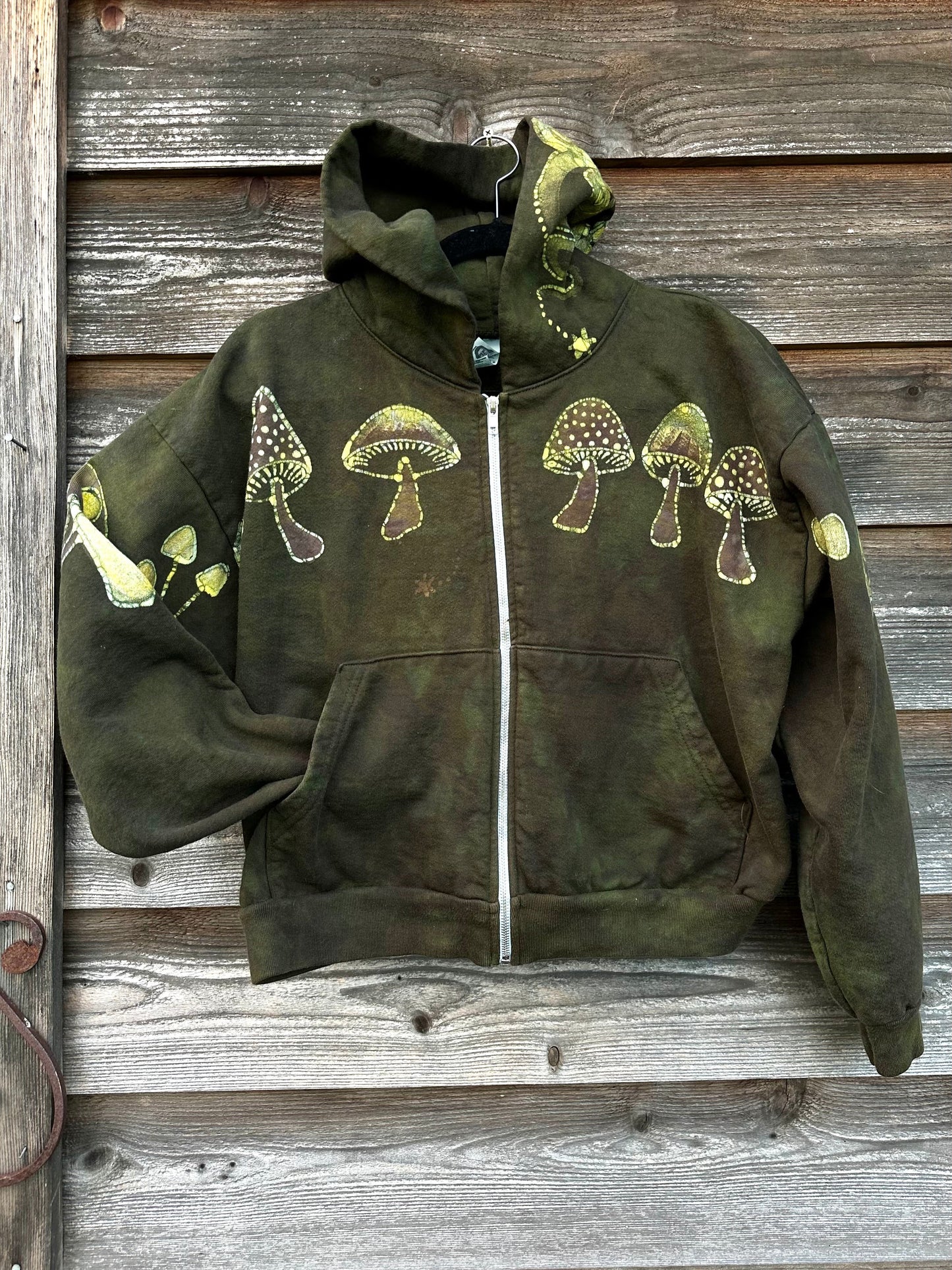 Olive Green Mushroom Hunter Batik Hoodie hoodie batikwalla M/L