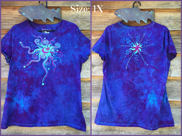 Blue Center Star Handmade Batik Plus Size Tee - Size 1X - Batikwalla
- 4