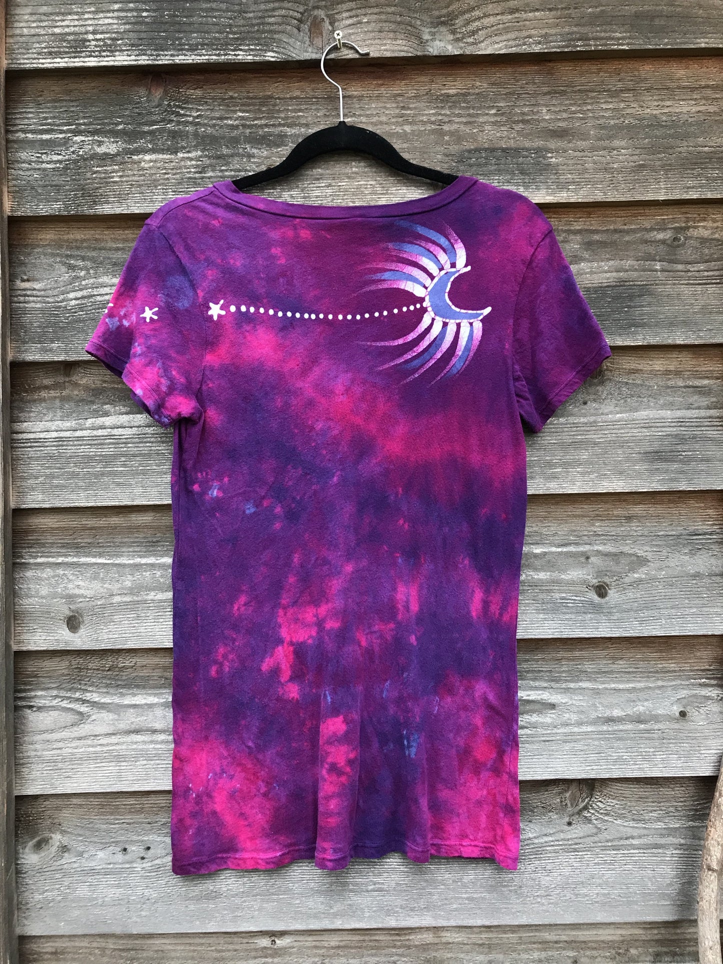 Sale Basket - Lightly Sweet Center Star in Bright Purple Hand Painted Vneck Tee - Size XL