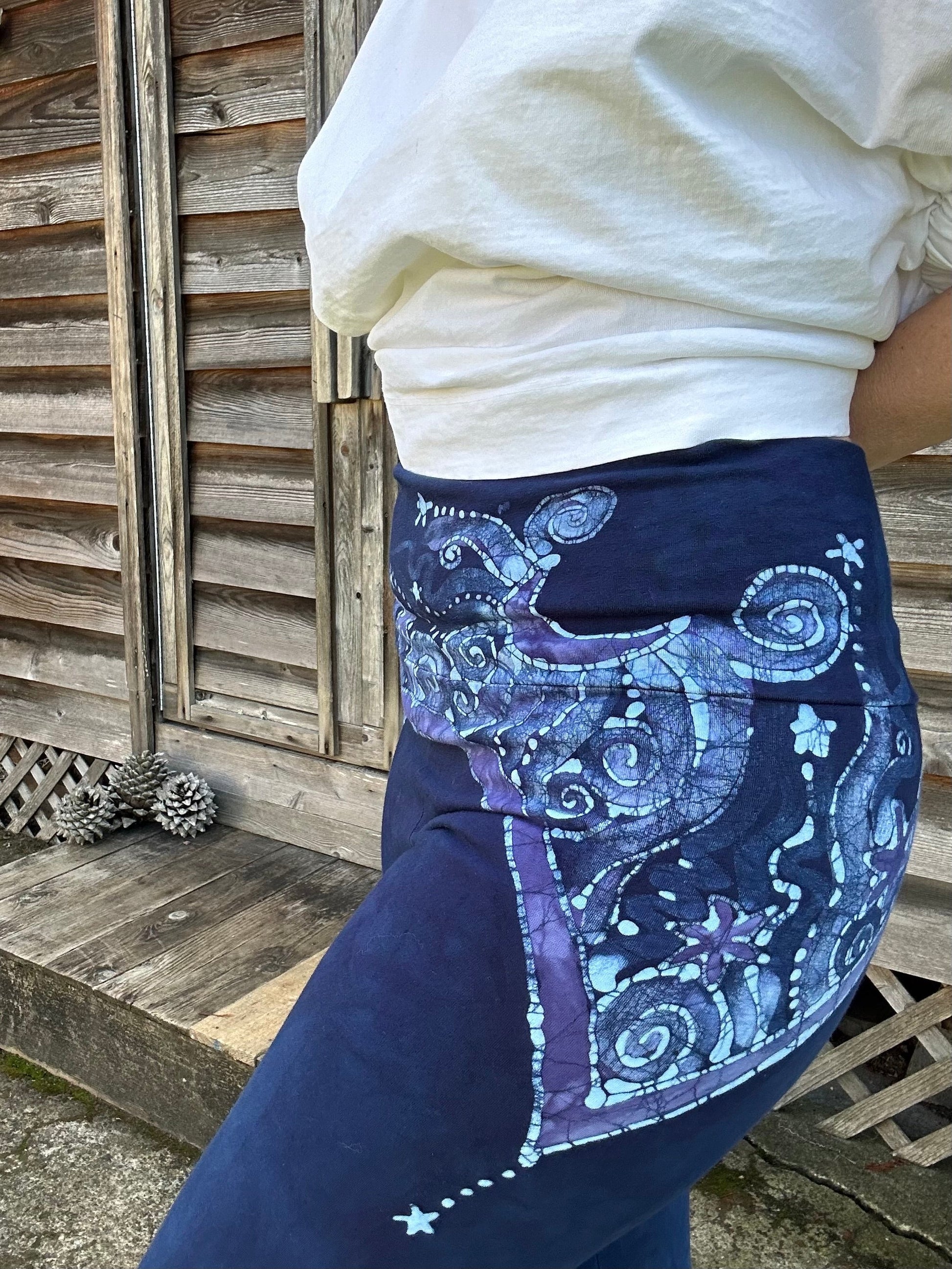 Midnight Rider Stars and Moon Stretchy Yoga Pants Size XL batikwalla