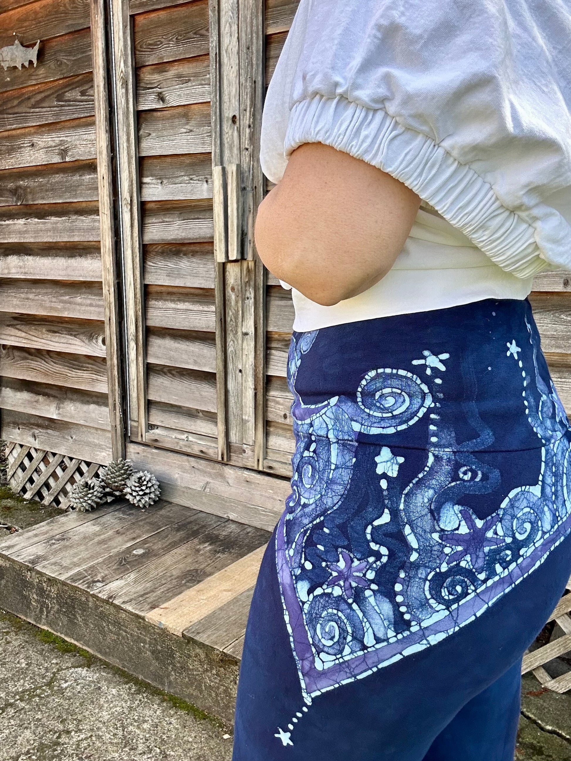 Midnight Rider Stars and Moon Stretchy Yoga Pants Size XL batikwalla
