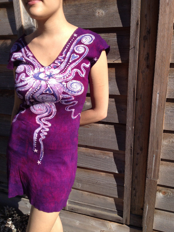 Moon Berry Organic Cotton Batik Dress - Batikwalla
- 3