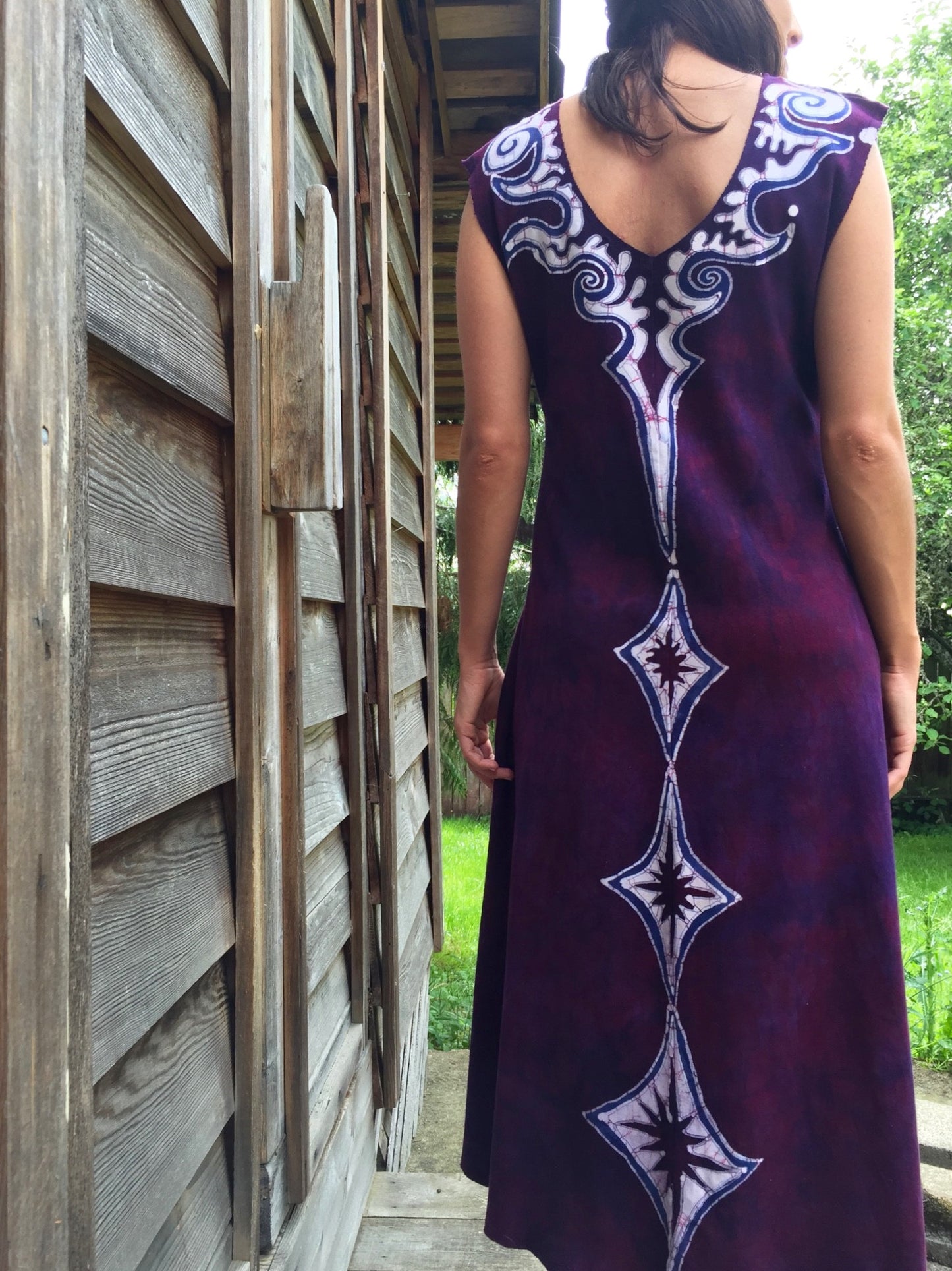 Octopus Tattoo in Deep Maroon Organic Cotton Batik Dress - Batikwalla
- 4