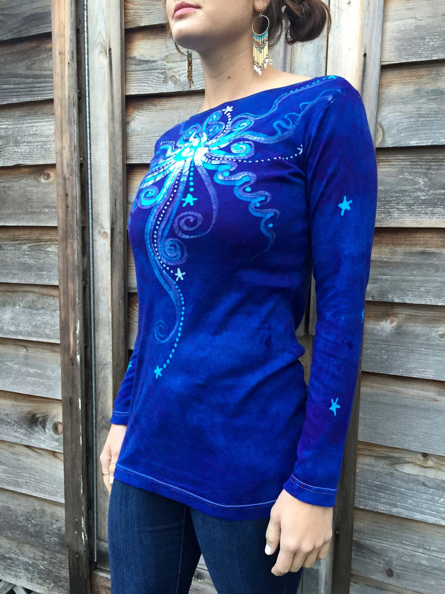 Brilliant Blue Center Star Long Sleeve Batik Top - Batikwalla
- 3