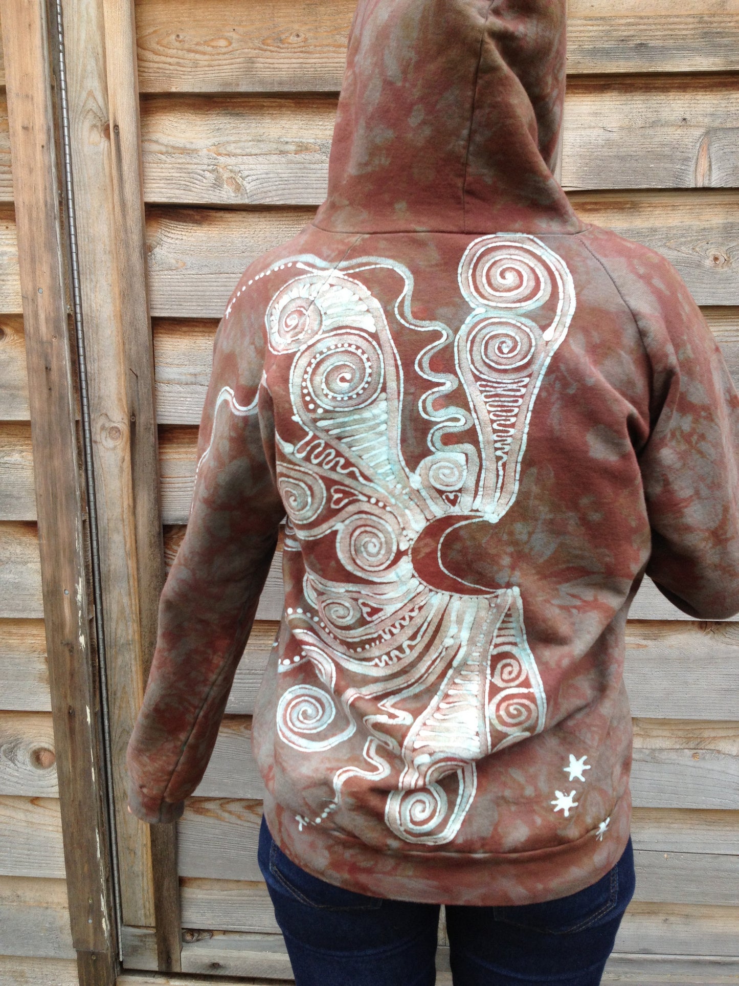 Cinnamon Tree Organic Cotton Batik Hoodie - Batikwalla
- 4