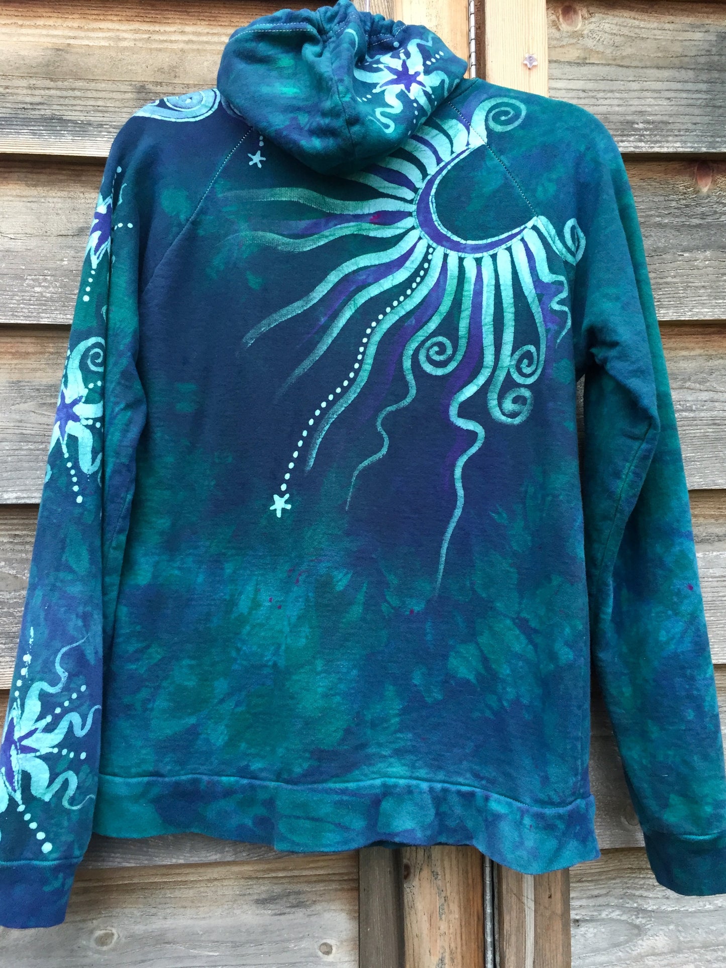Teal Tree Reaching To The Moon Batik Hoodie - Medium Men's (Unisex) - Batikwalla
- 7