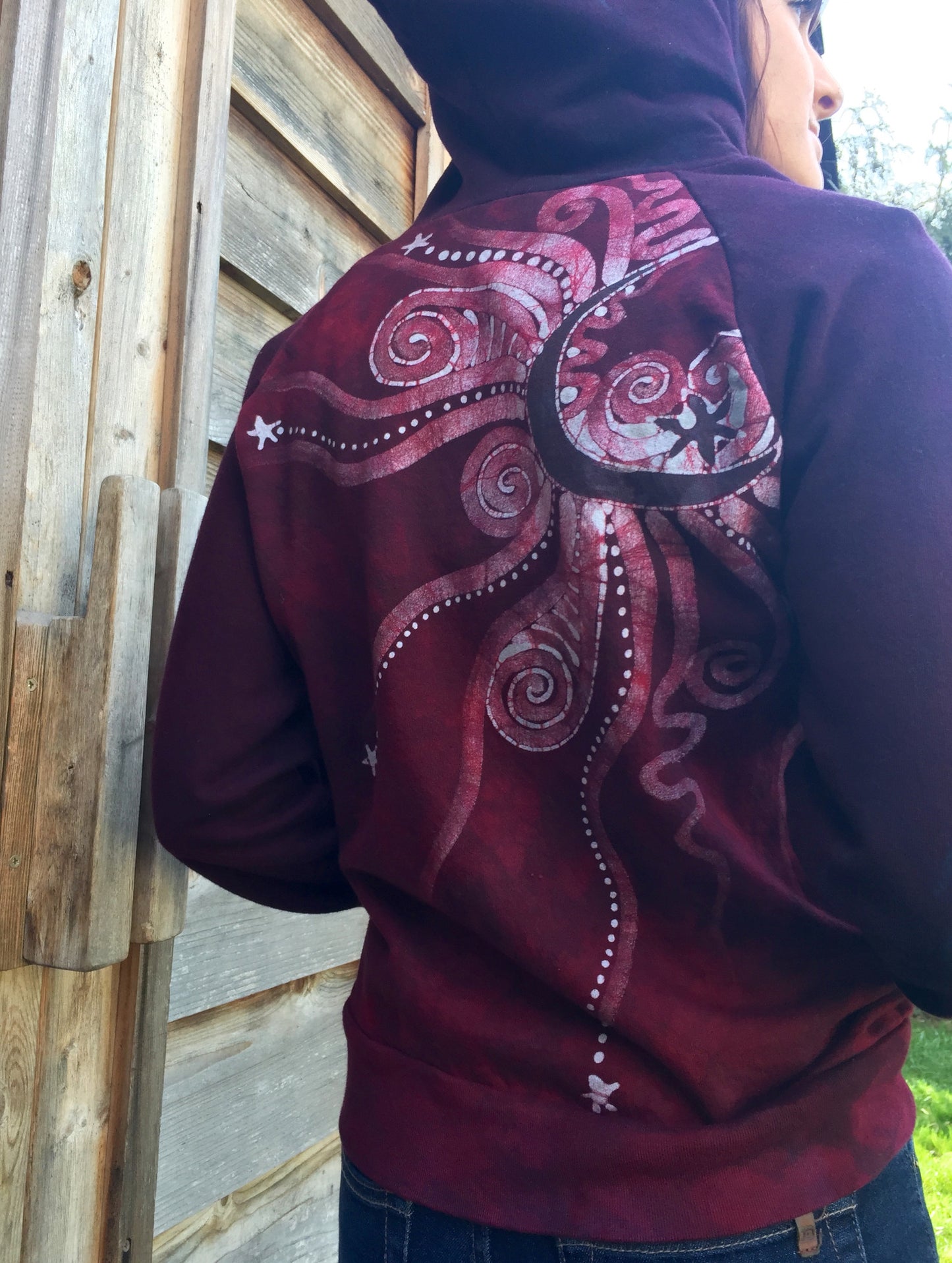 Red Tree of Life Mandala Handmade Batik Hoodie - Batikwalla
- 3