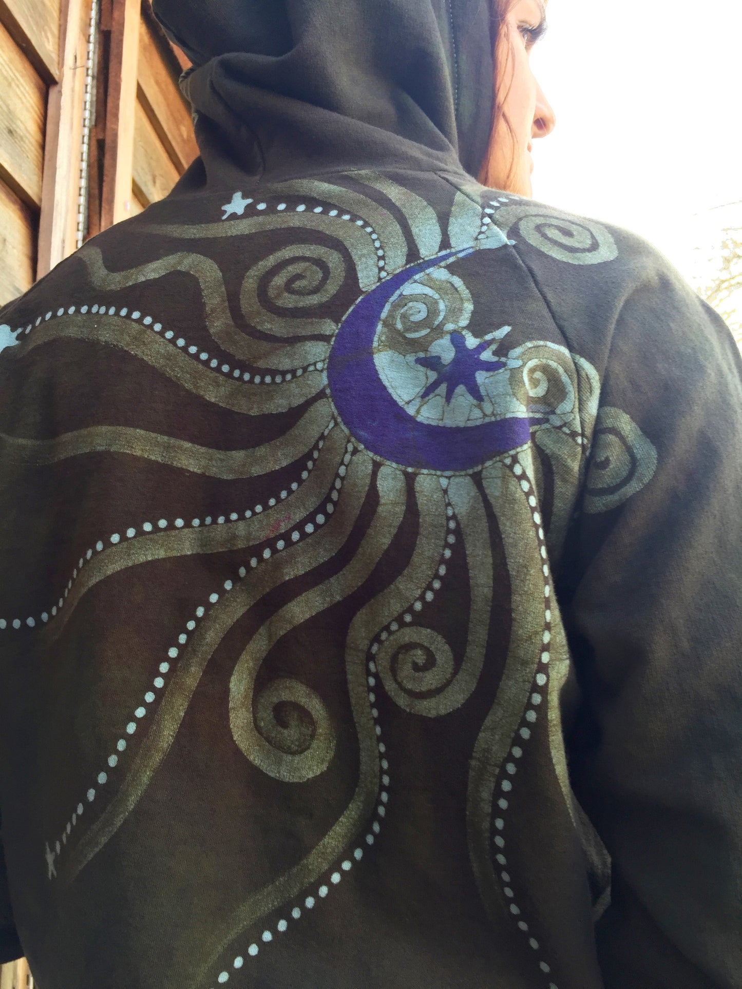 Olive Green Owl Sanctuary Handmade Batik Hoodie - Batikwalla
- 7