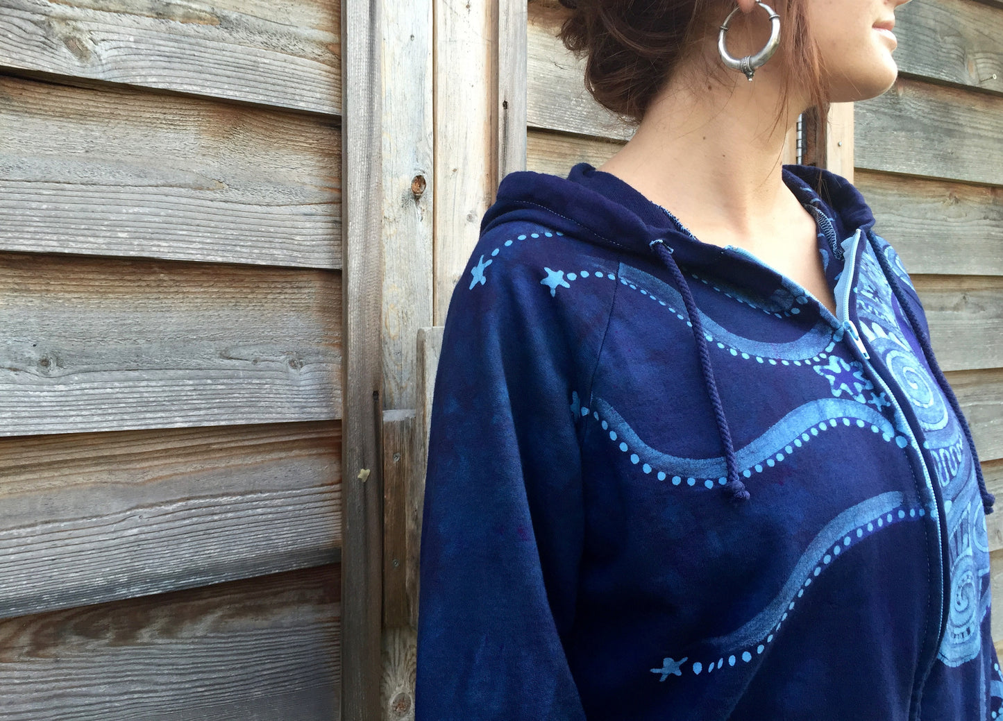 Midnight Blue Om Handmade Batik Hoodie - Batikwalla
- 5