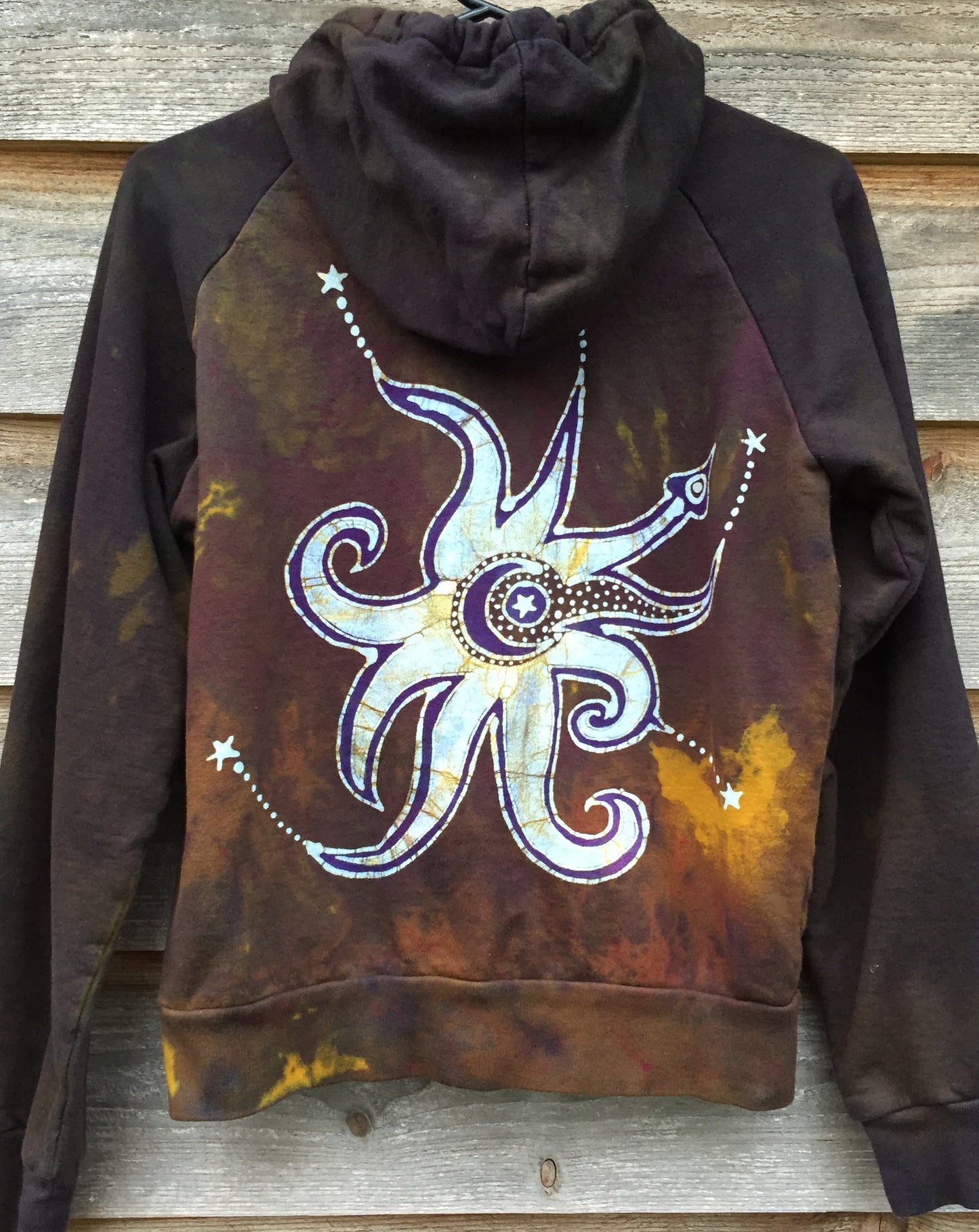 Deep Gold and Purple Moon Star Batik Hoodie - Batikwalla
- 4