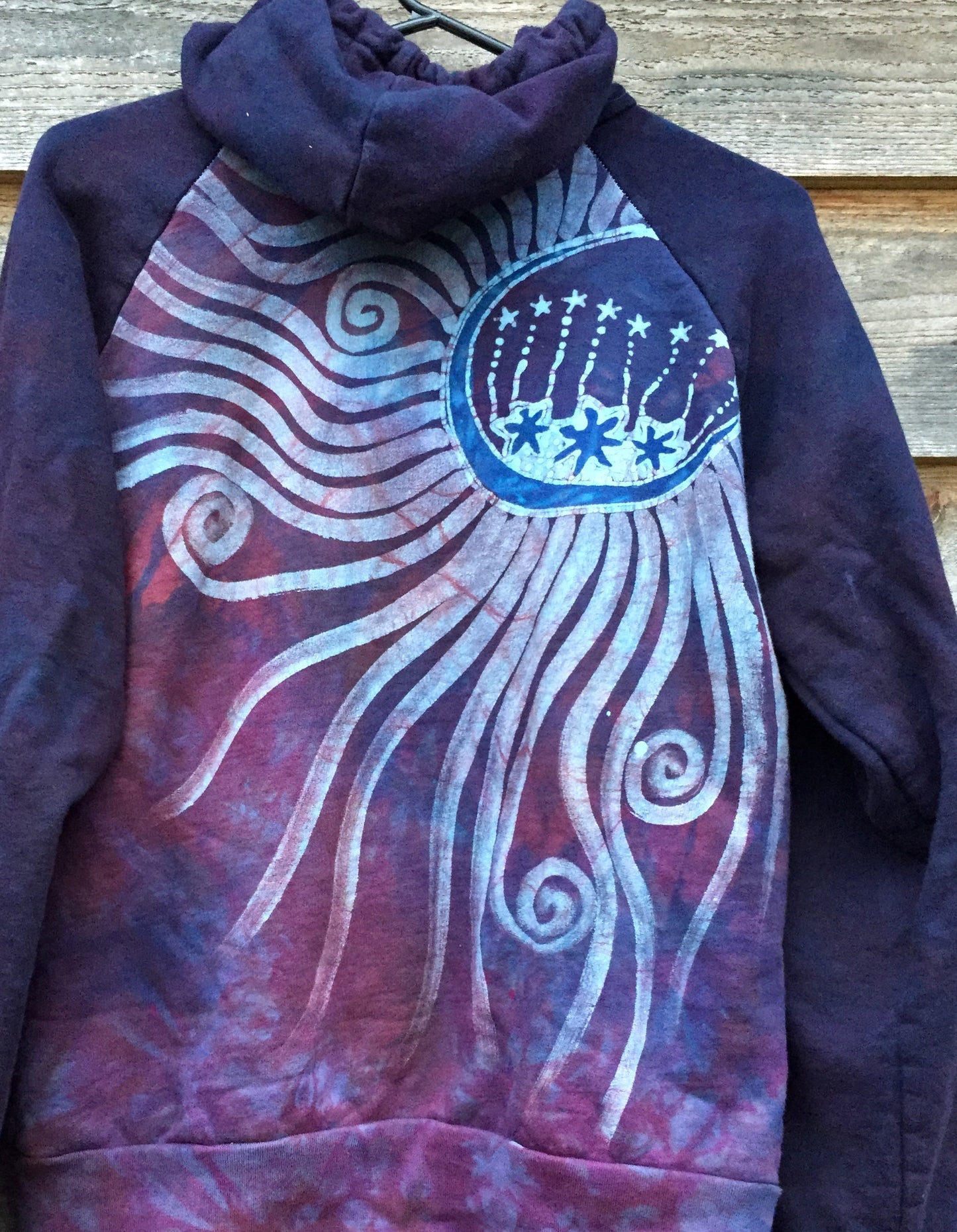 Burgundy Blue Tree of Life Handmade Batik Hoodie - Women's Size Large - Batikwalla
- 6