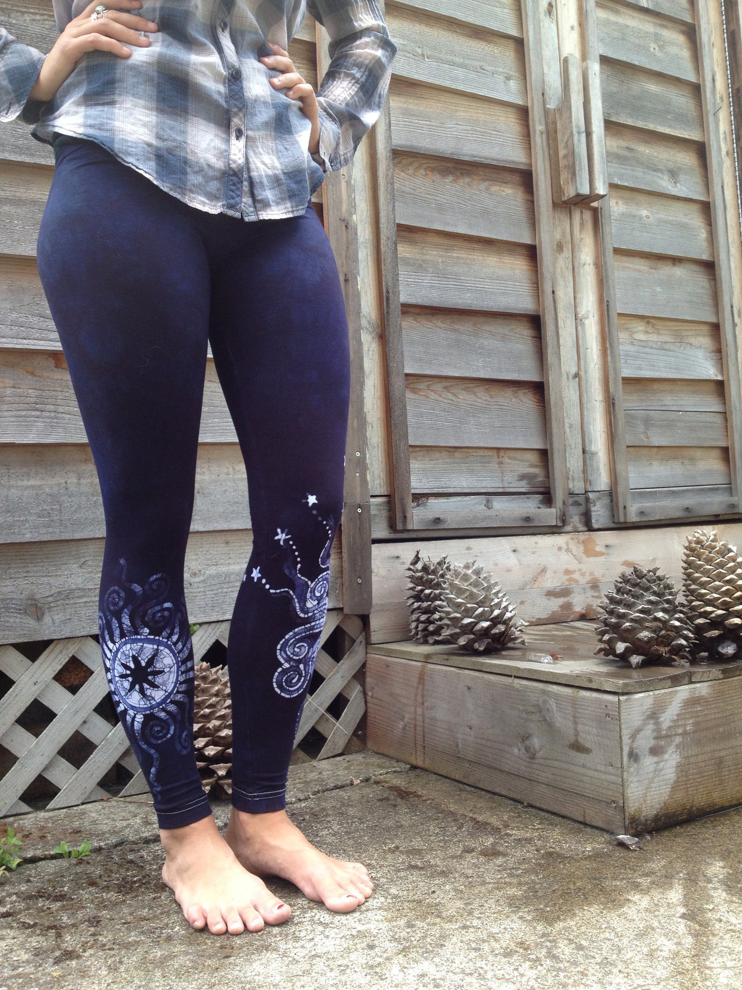 Navy Blue Moon Star Batik Leggings - Batikwalla
- 4