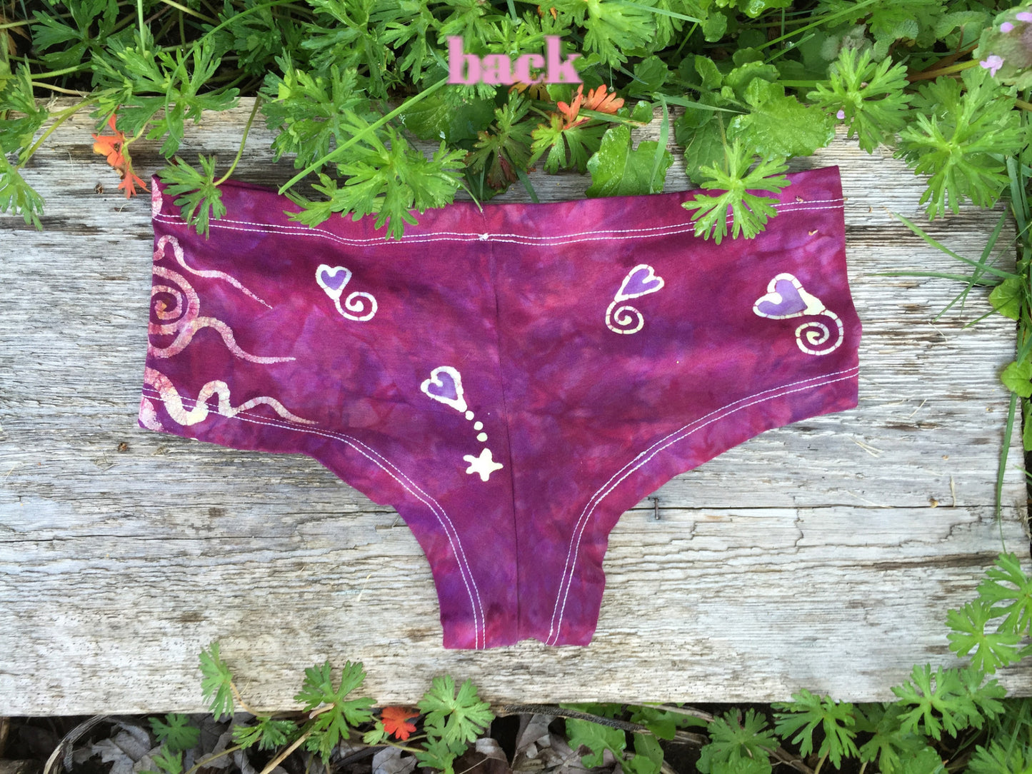 Pomegranate Crush Batik Booty Shorts - Batikwalla
- 7