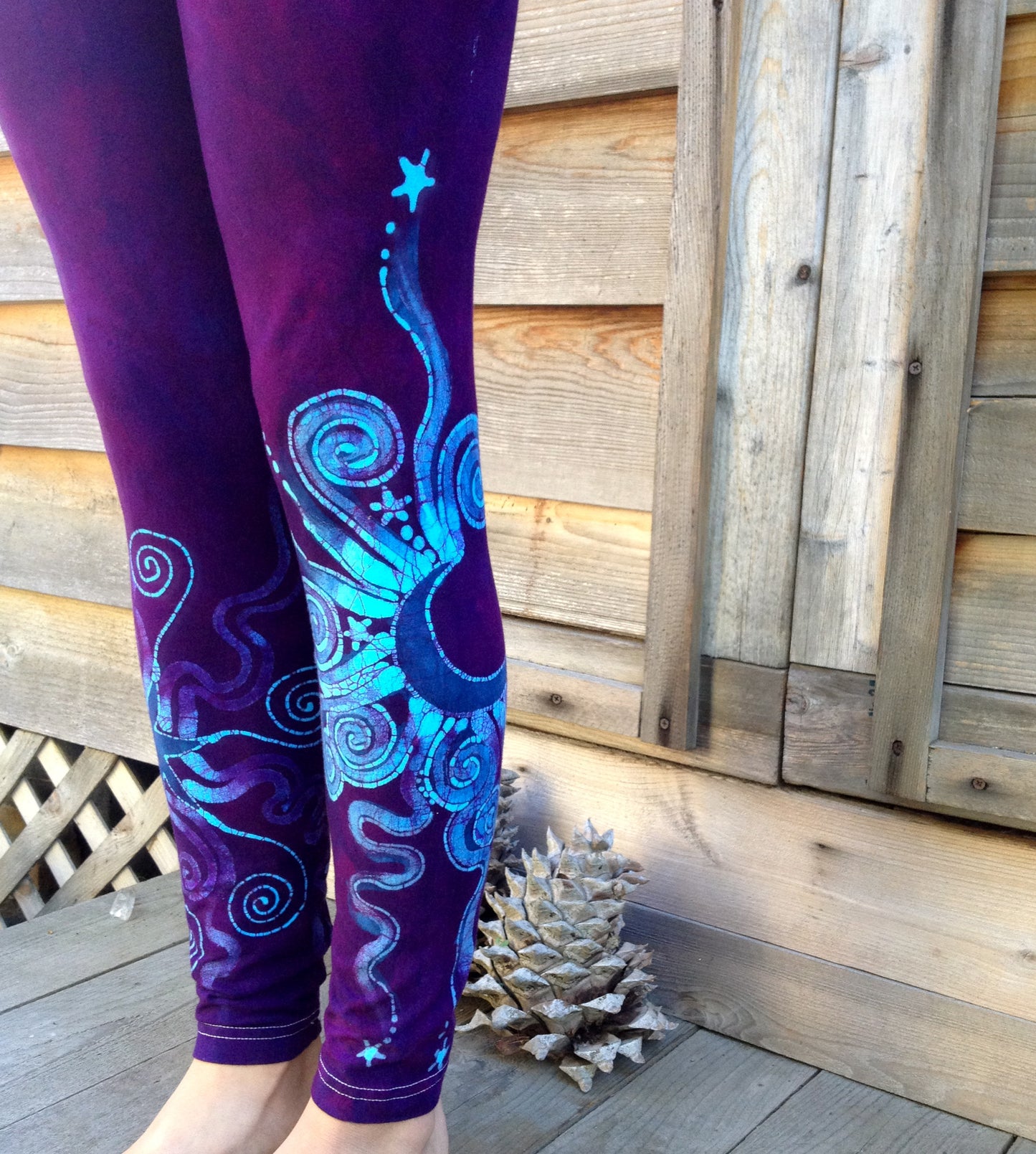Purple Majesty Moon and Star Batik Leggings - Batikwalla
- 3
