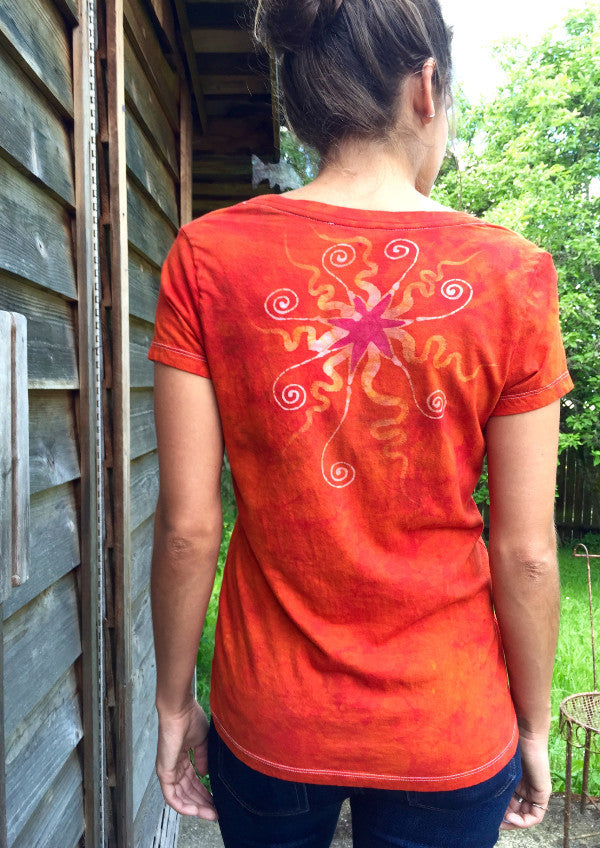 Brilliant Orange Moon Handmade Batik Vneck Tee - Batikwalla
- 3