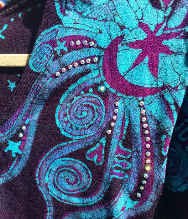 Sparkly Purple Rhinestone Organic Cotton Batik Vneck Tee - Unisex Size Small - Batikwalla
- 5