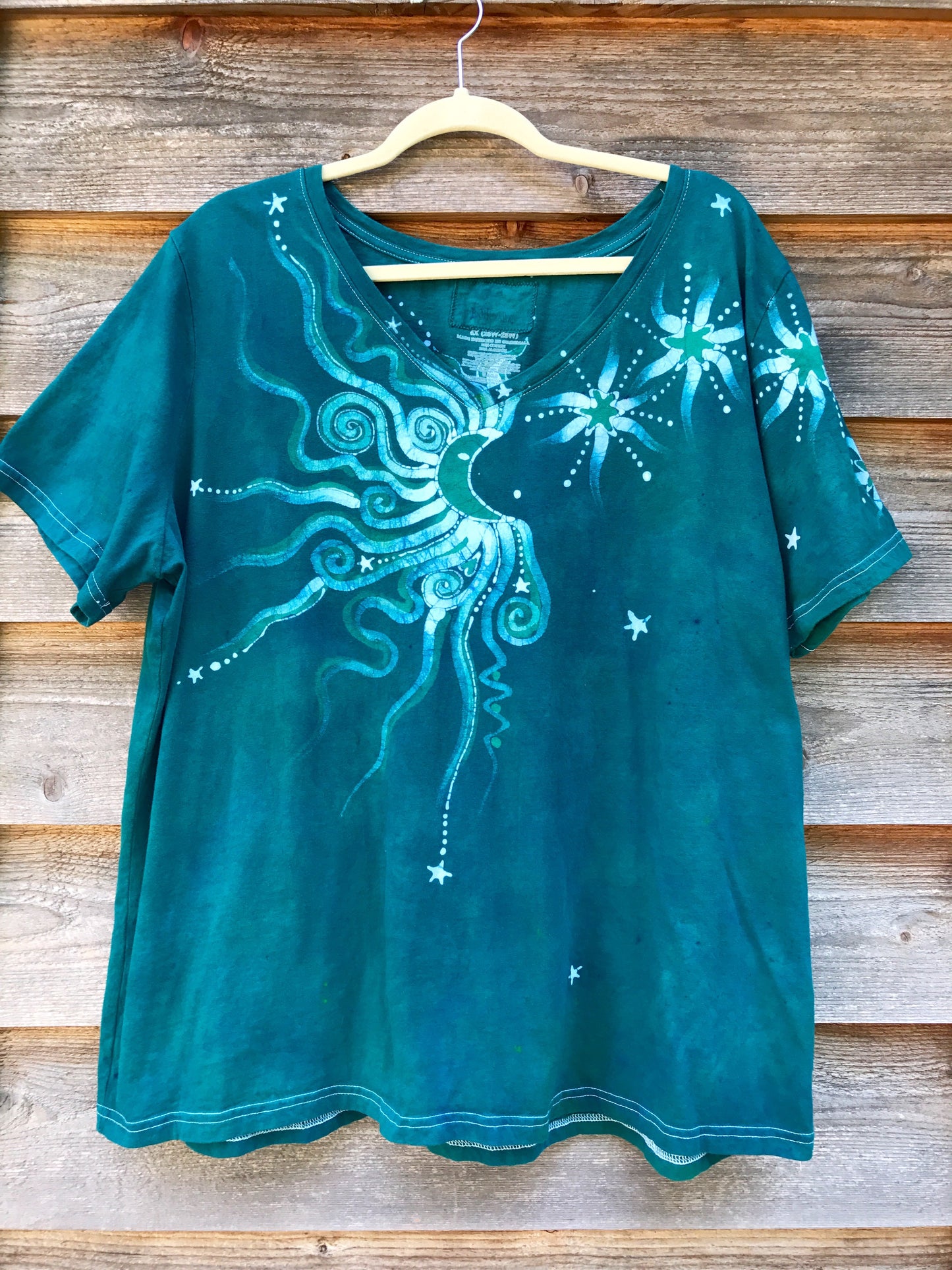 Aqua Moonbeams Handmade Batik Vneck Tee - Plus Size - 4X