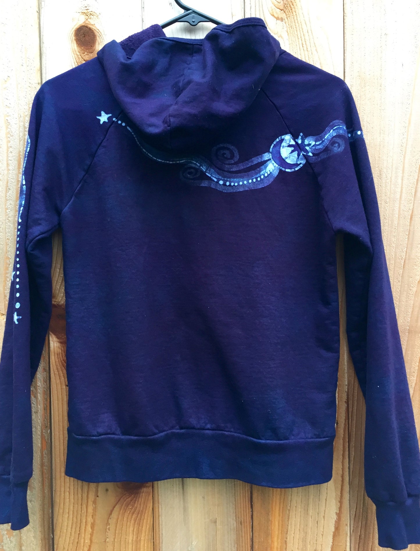 Purple and Navy Blue Batik Star Hoodie - Batikwalla
- 7