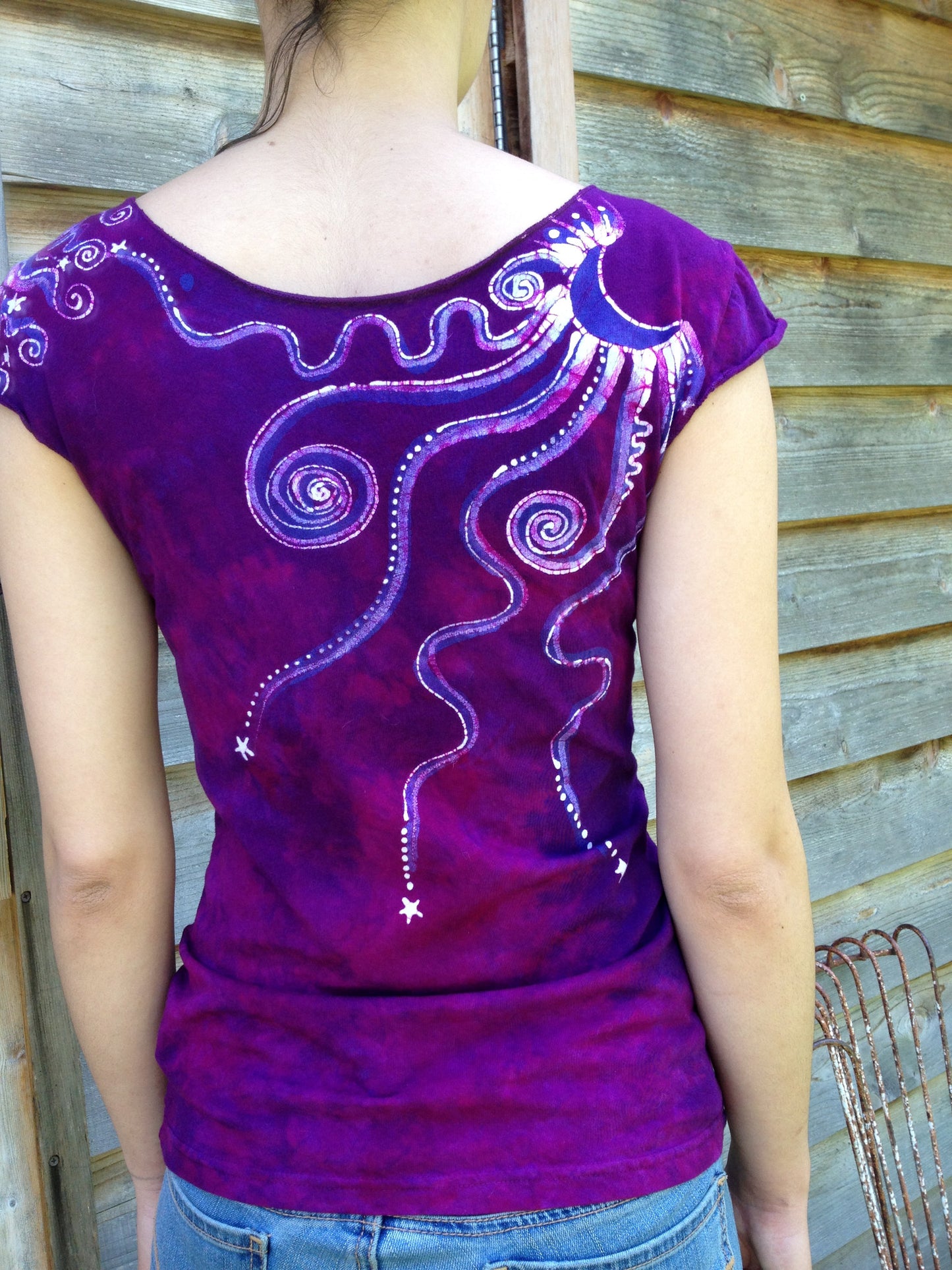 Berry Moon Star Cap Sleeve Batik Summer Tee - Batikwalla
- 3