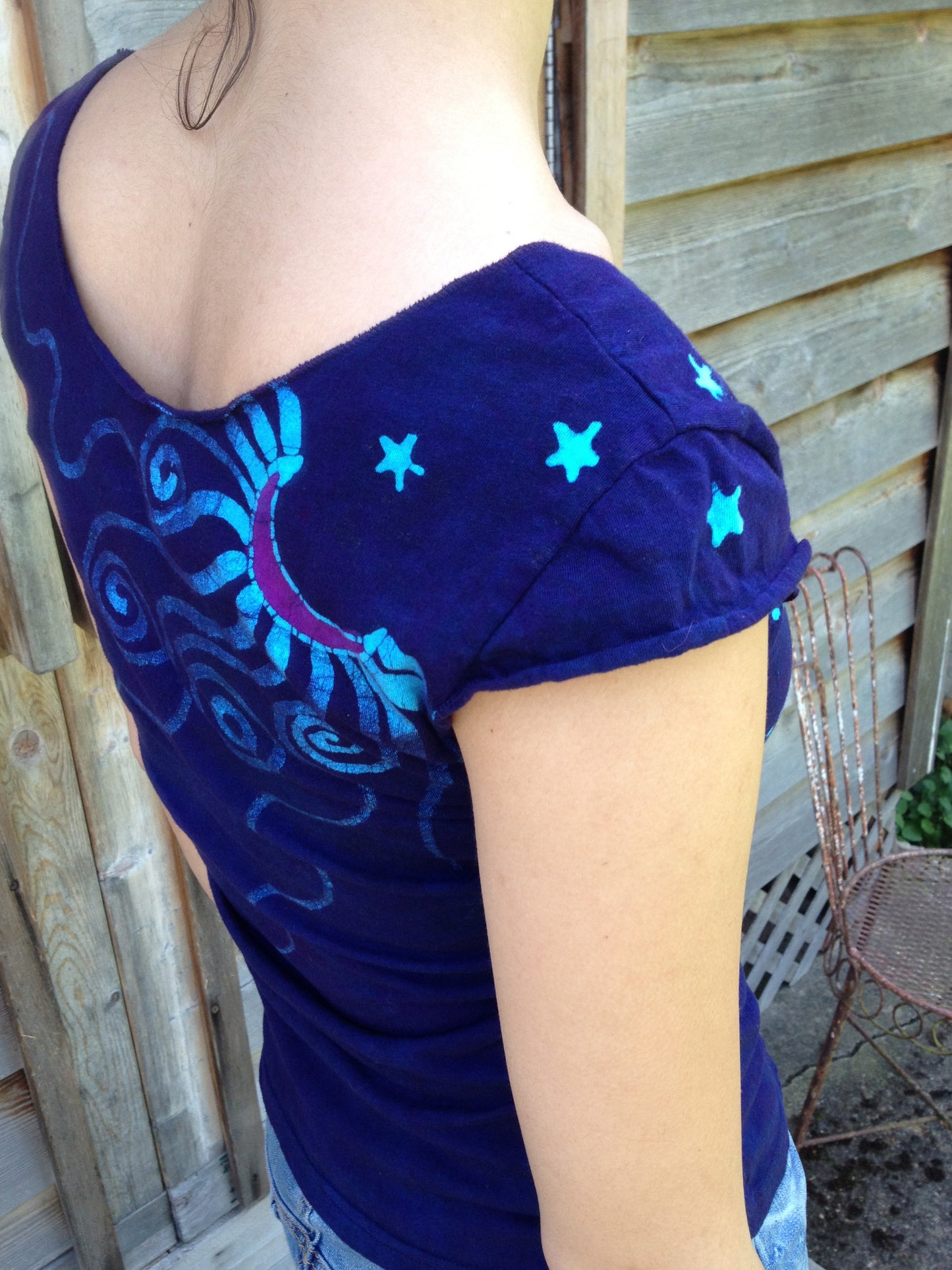 Deep Blue and Purple Moon Batik Summer Tee - Batikwalla
- 4