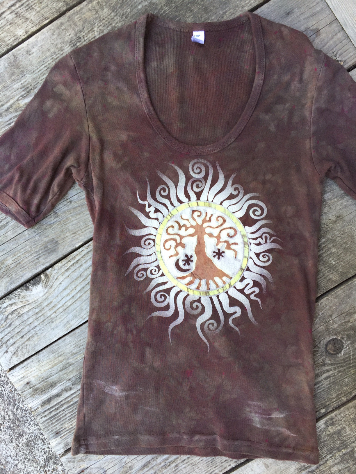 Deep Earth Tree of Life Sun Yoga Tee - Batik Print - Size Medium - Batikwalla
- 6