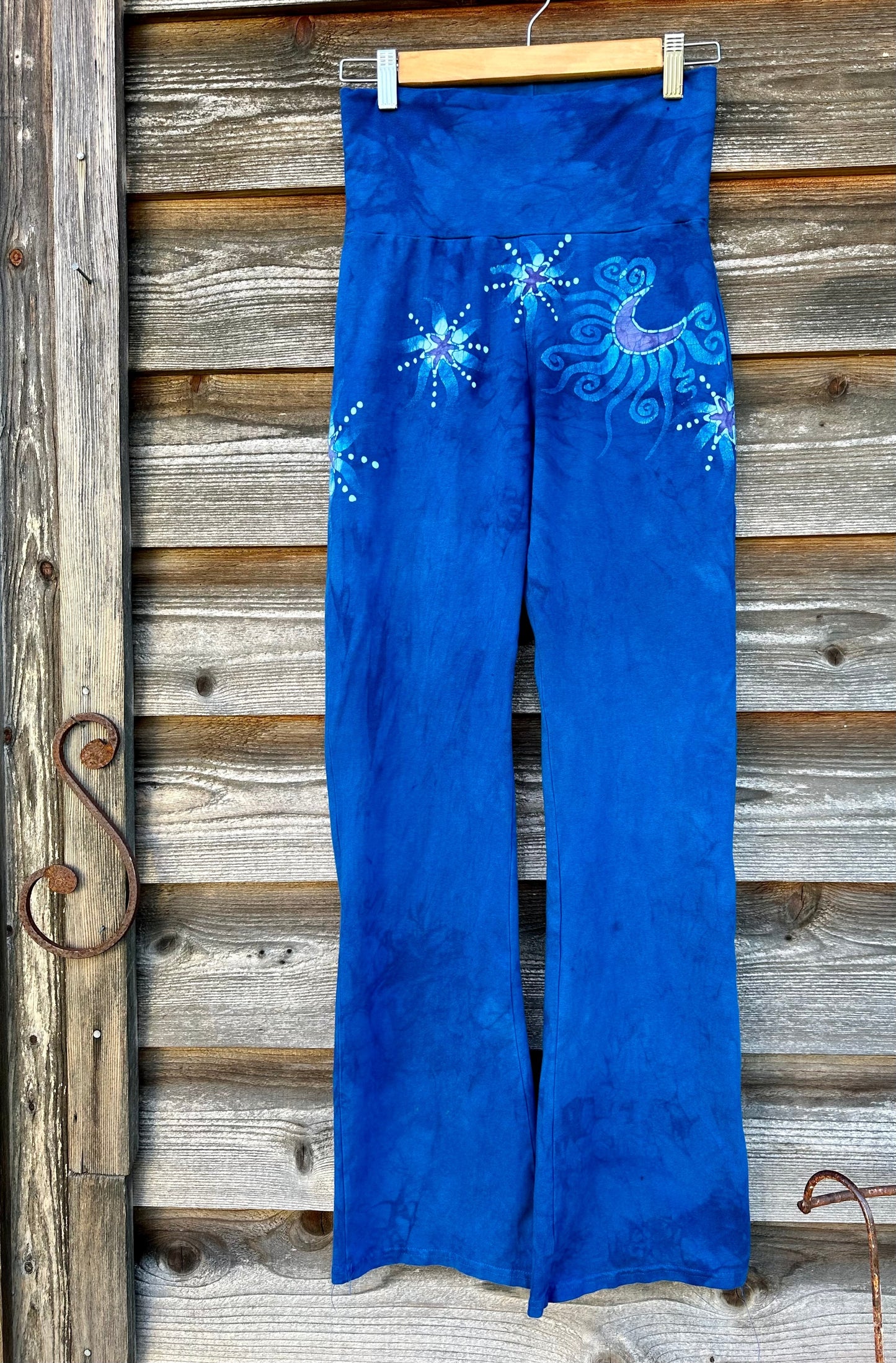 Blue Lagoon Starflower Stretchy Lounge Pants - Size Small Yoga Pants batikwalla
