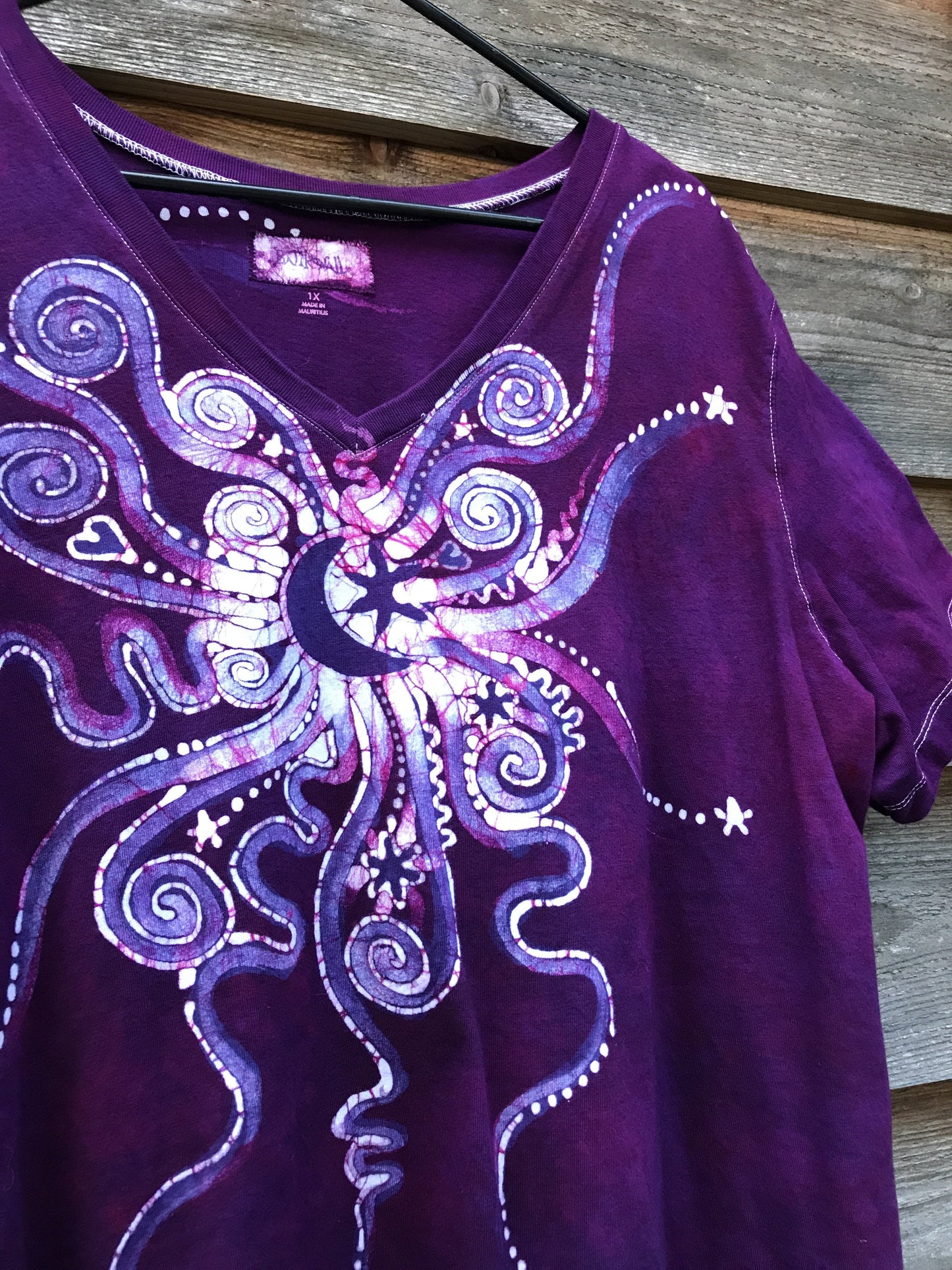 Magenta Supernova Vneck Top - Plus Size 1X