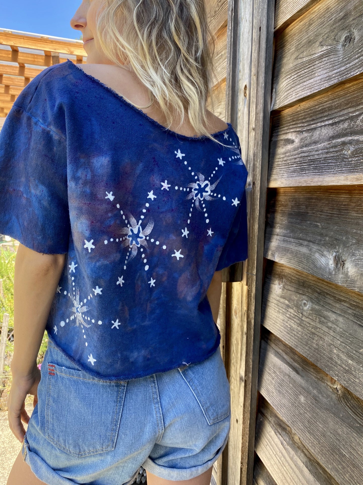 Blue Canoe Campers Tree Organic Cotton Handmade Batik Crop Tee, Size Medium/Large Batik Dresses Batikwalla