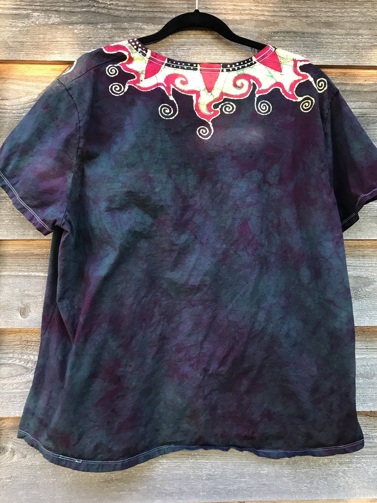 Ruby Gems Necklace Handmade Batik Summer Vneck Tee - Plus Size - 4X