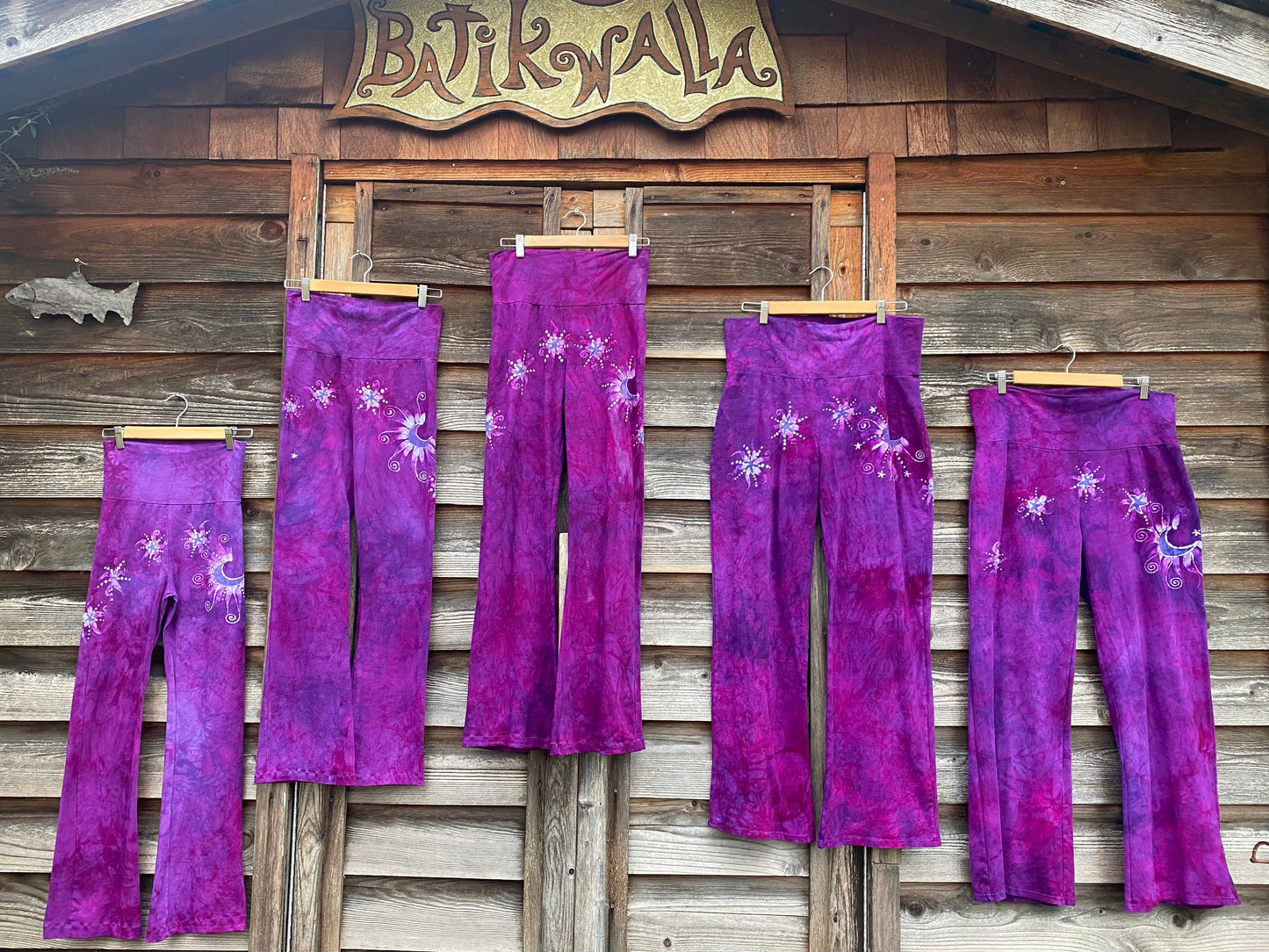 Hot Pink Moonflower Stars Stretchy Movement Pants Size XL/2X batikwalla