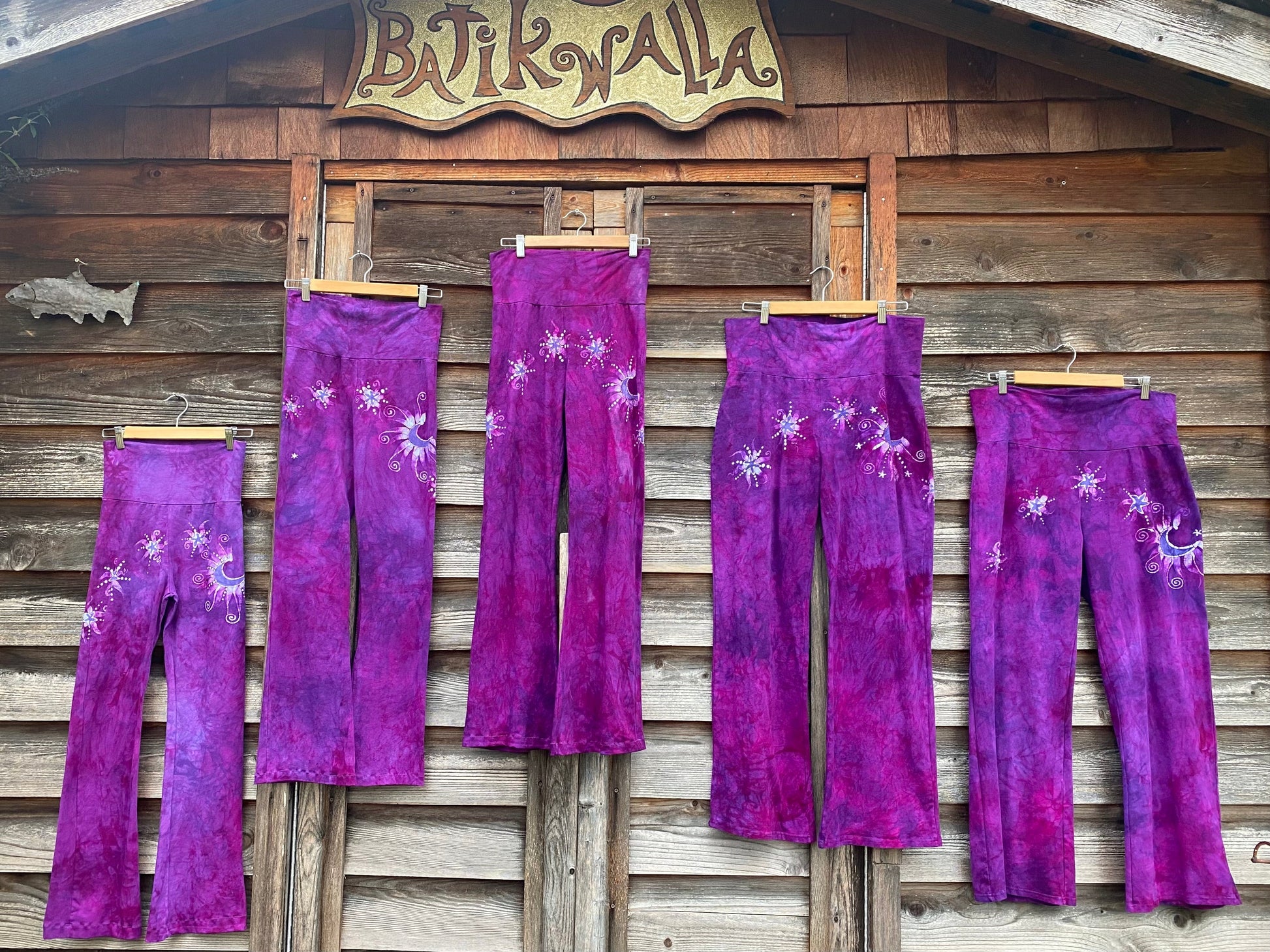 Hot Pink Moonflower Stars Stretchy Movement Pants Size XL/2X batikwalla
