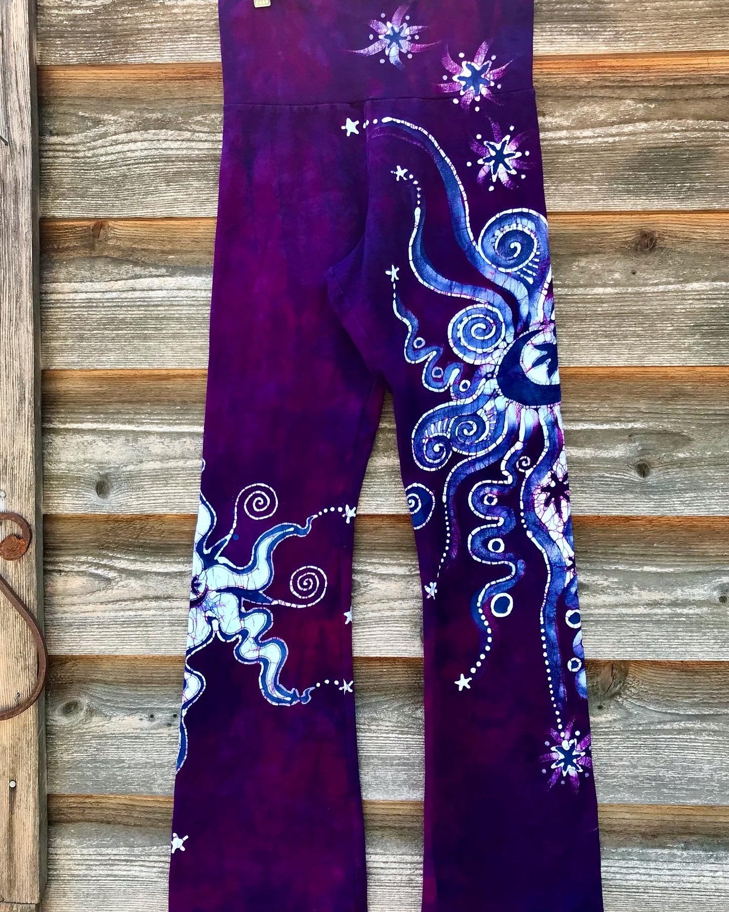 Berry Contrary Batik Yoga Pants Yoga Pants batikwalla