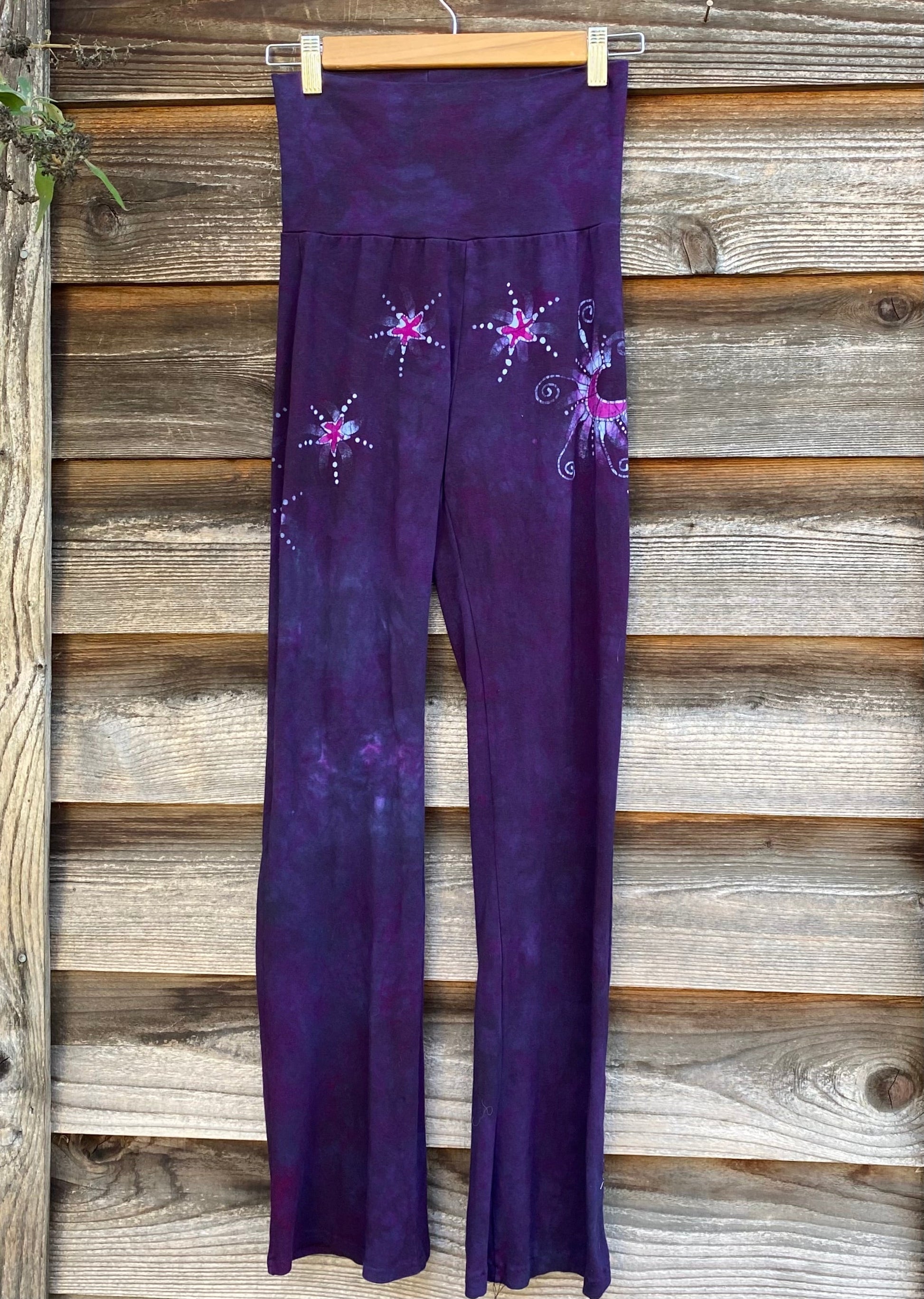 Purple Passion Moonflower Stars Stretchy Yoga Pants - Size XS (long legs) batikwalla XS