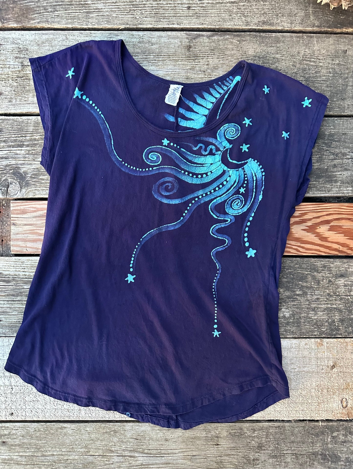 Pacific Moon Handmade Batik Scoop Neck Tshirt Tops batikwalla Medium