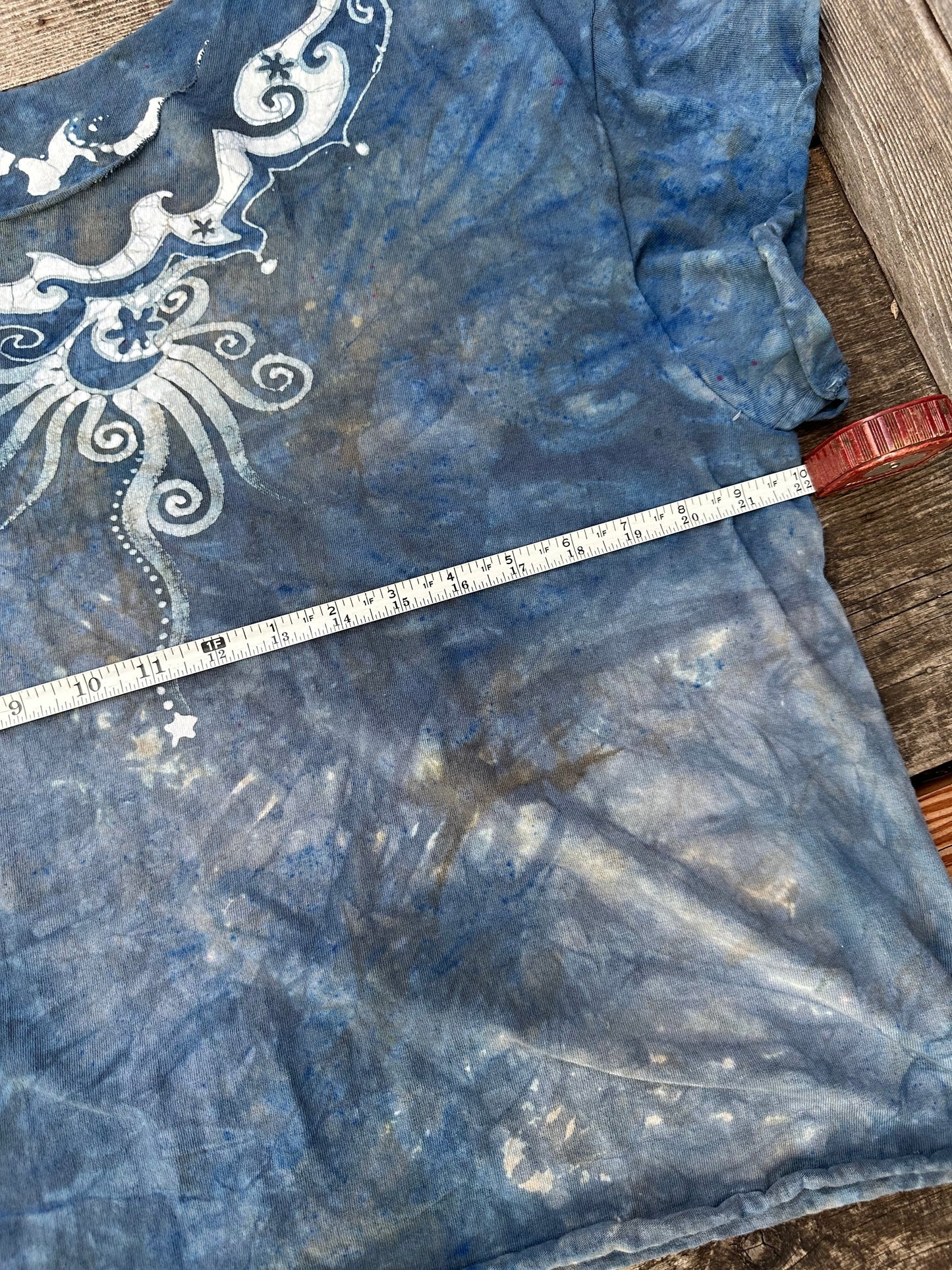 High Prairie Batik Necklace Tee - Size Large Shirts & Tops Batikwalla by Victoria Large