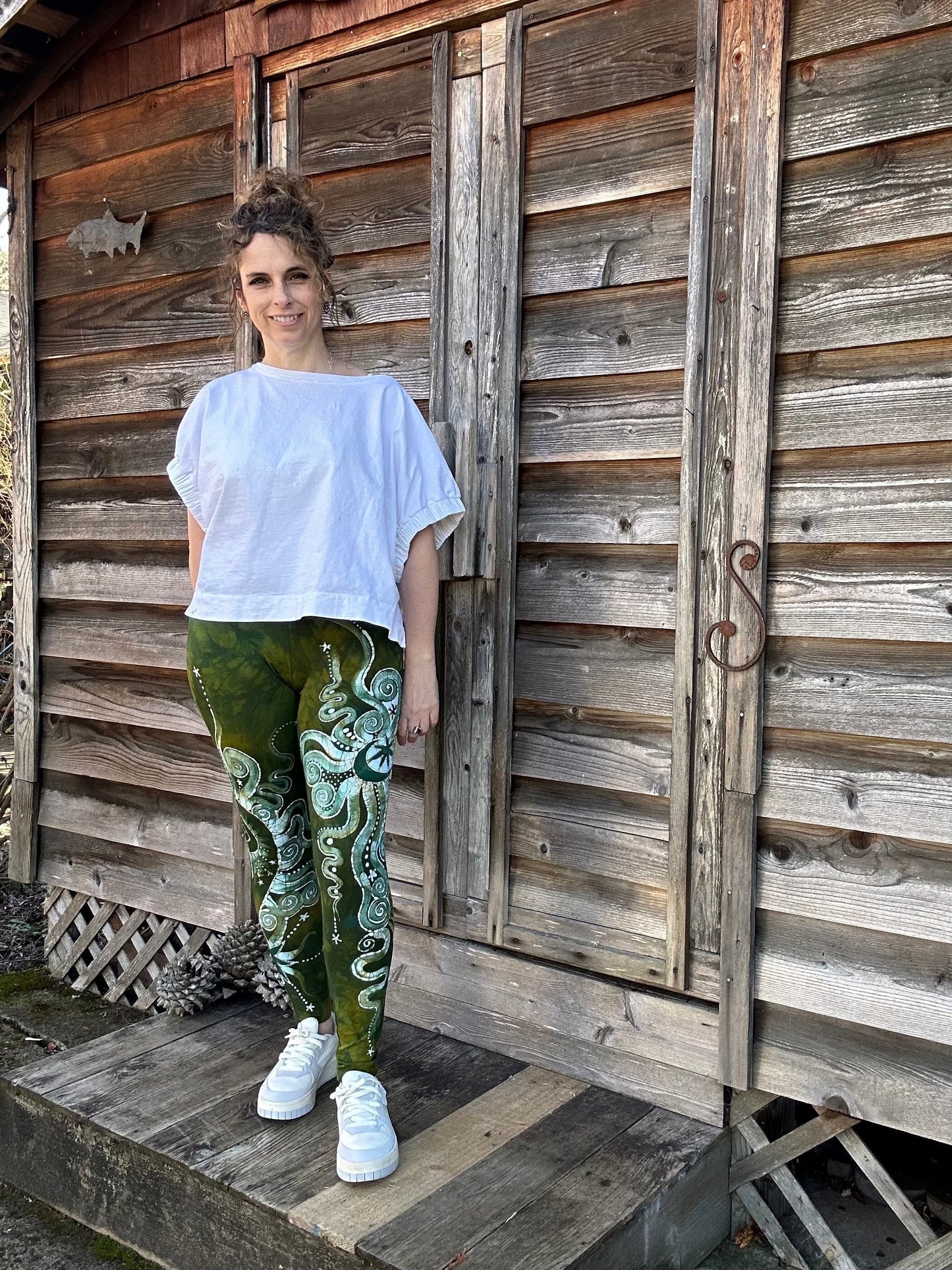Dancing Green Batik Leggings Old School leggings batikwalla