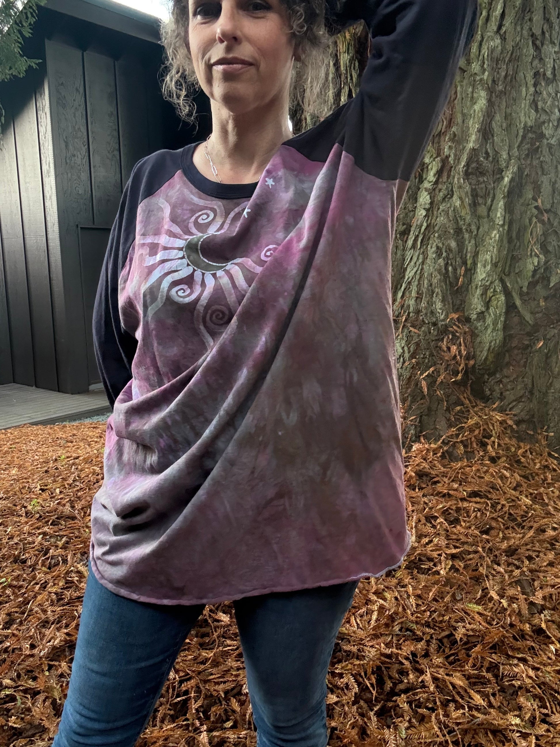Plumberry Sage Moon & Stars Batik Tee – ¾ Sleeve Artist Shirt in Plum & Green Batikwalla by Victoria Large 