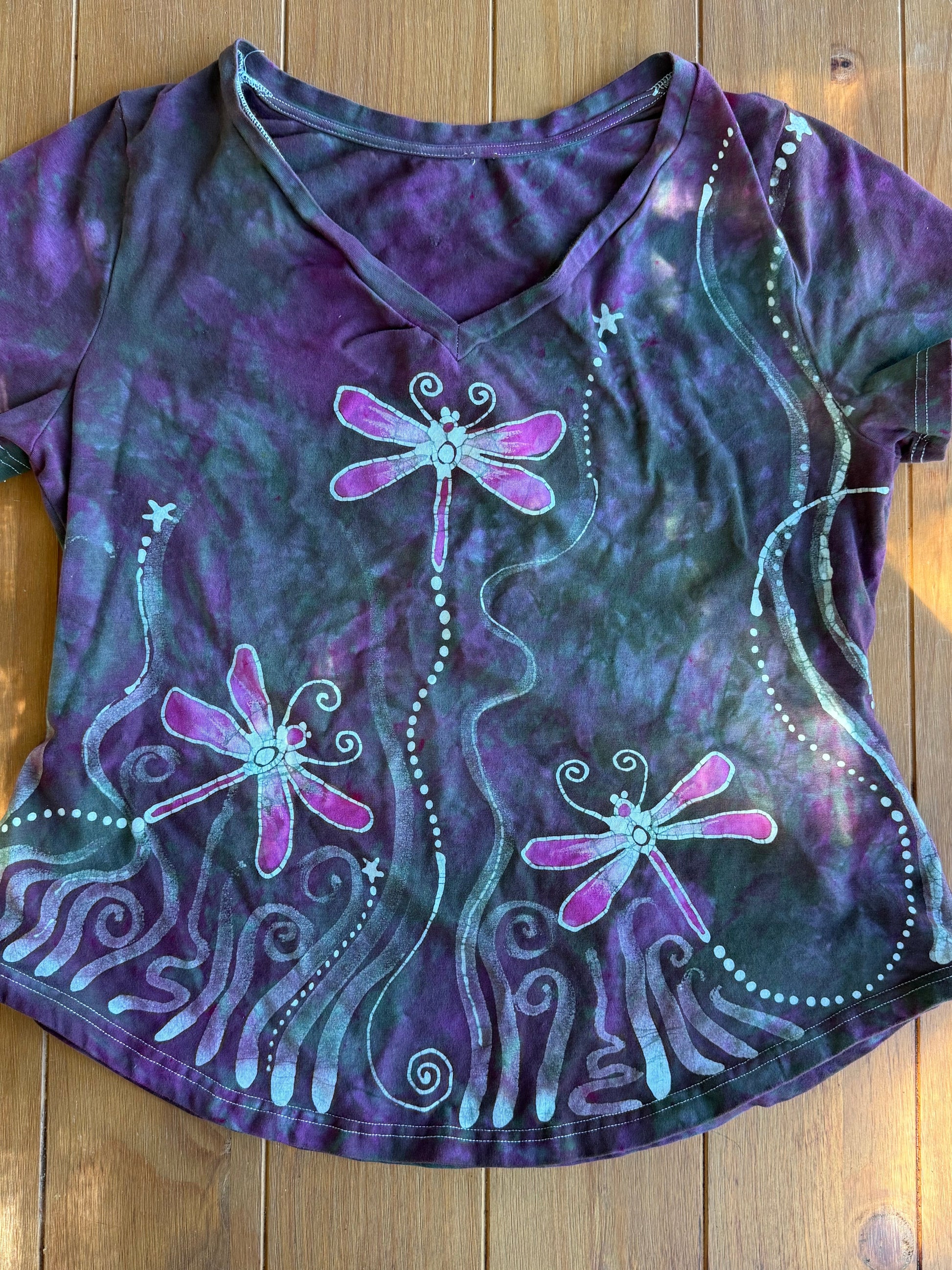 Dragonfly Dreams Batik V-Neck Tee – Purple Fiber Art Shirt Batikwalla by Victoria 