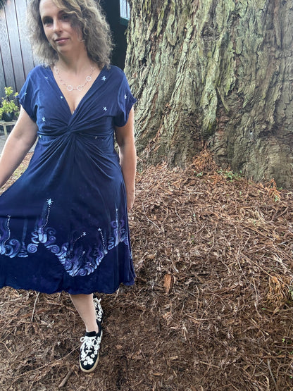 Midnight Currents Twist Front Tee Dress – Handmade Batik Artist Dress Batikwalla by Victoria 