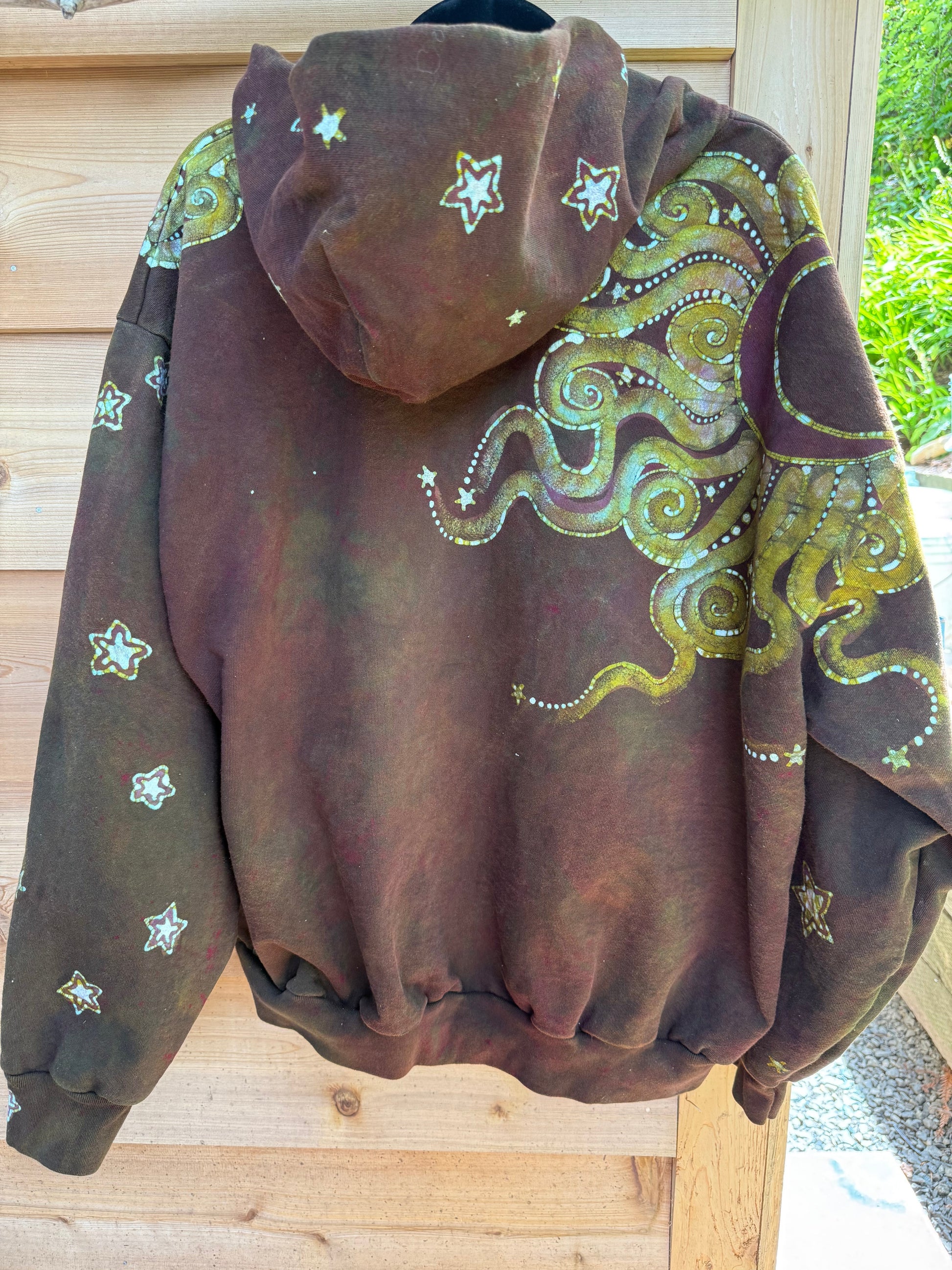 Green Owl Sitting in the Tree of Life – Handcrafted Batik Zipper Hoodie hoodie batikwalla 