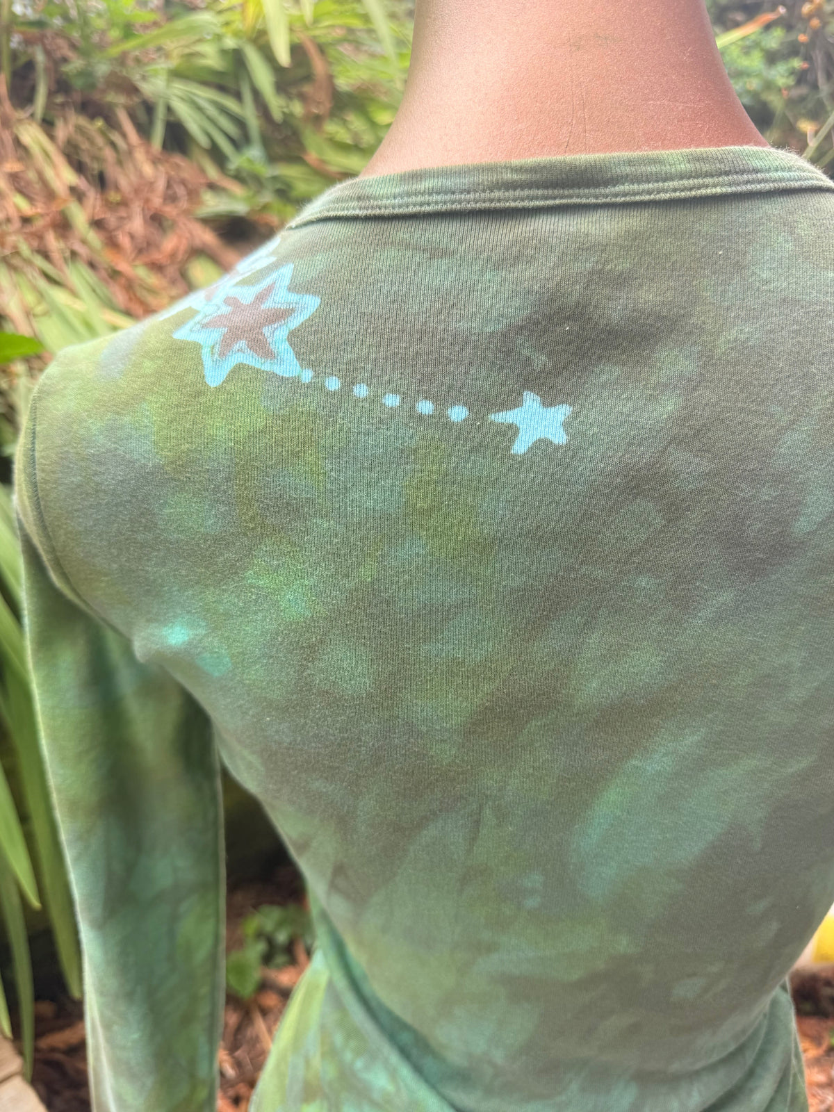 Highland Mountain Tree With Stars Long Sleeve Batik Tee Batikwalla 