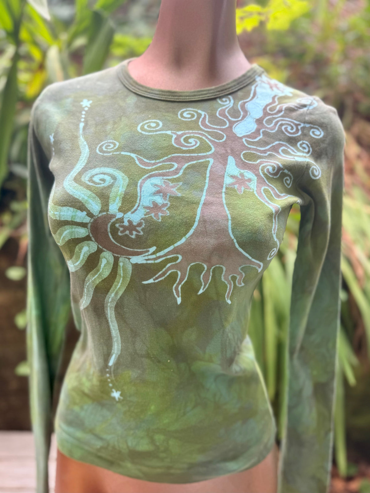 Highland Mountain Tree With Stars Long Sleeve Batik Tee Batikwalla 