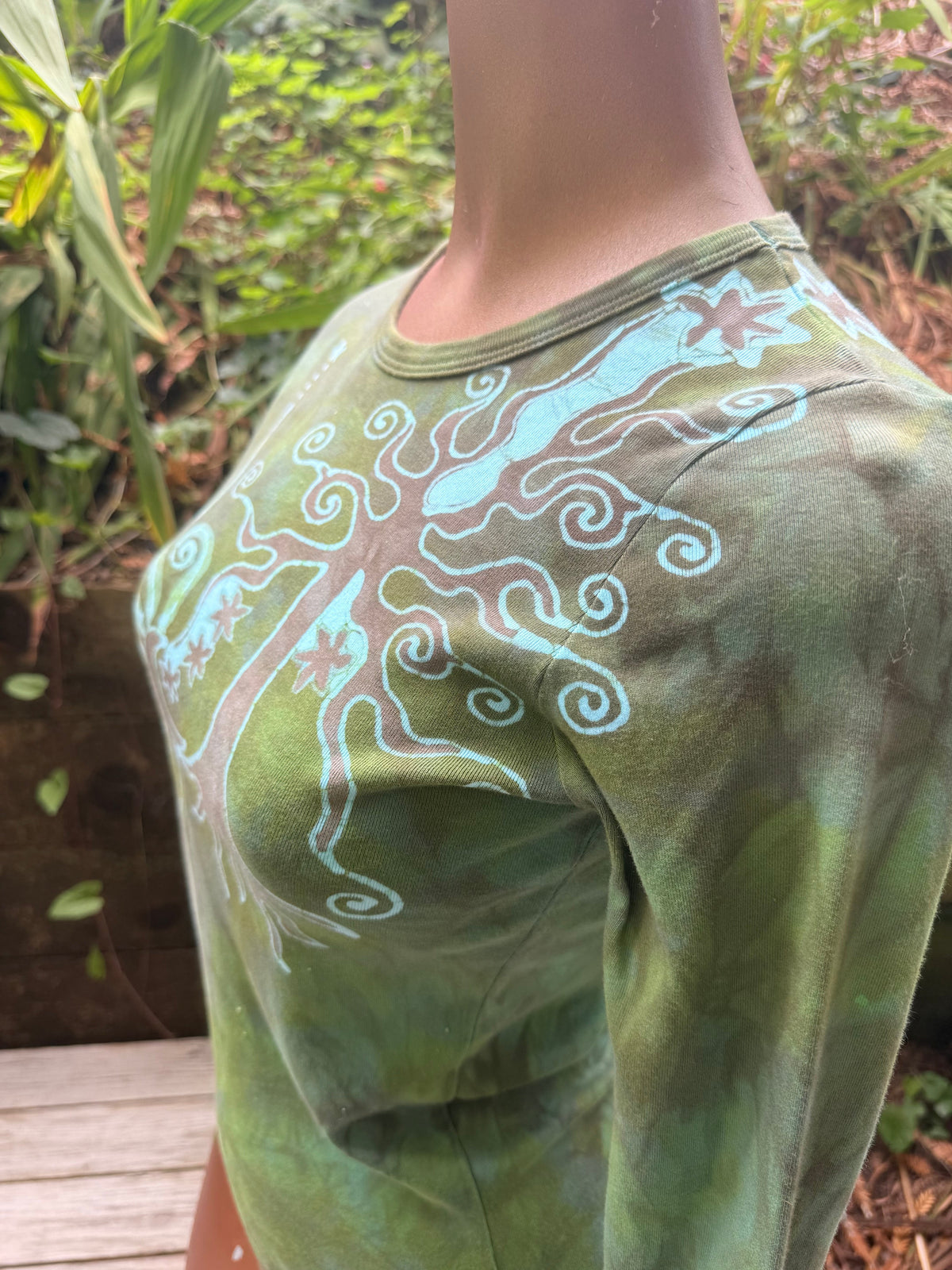 Highland Mountain Tree With Stars Long Sleeve Batik Tee Batikwalla 
