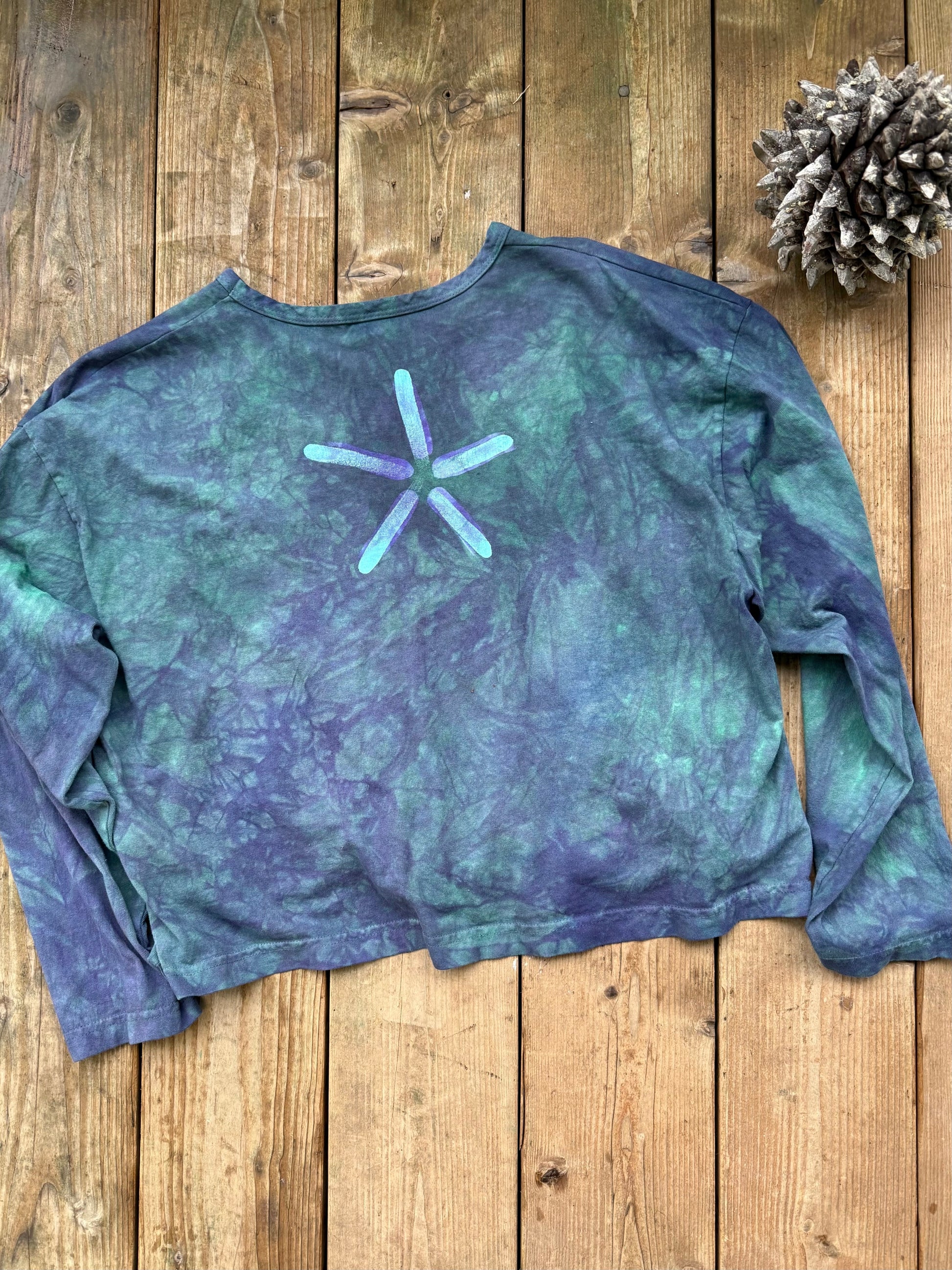 Mellow Seas Jellyfish Batik Long Sleeve Batik T-Shirt Batikwalla by Victoria 