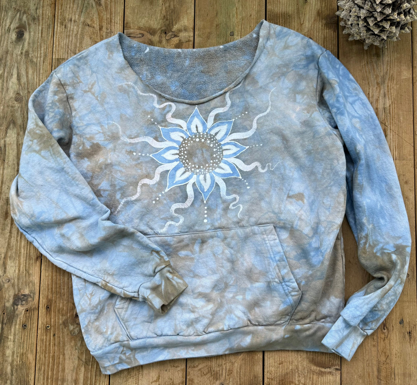 Prairie Sun Batik Mandala Puffy Crewneck Sweatshirt – Hand-Painted With Stars and Leaf Design Batikwalla by Victoria 