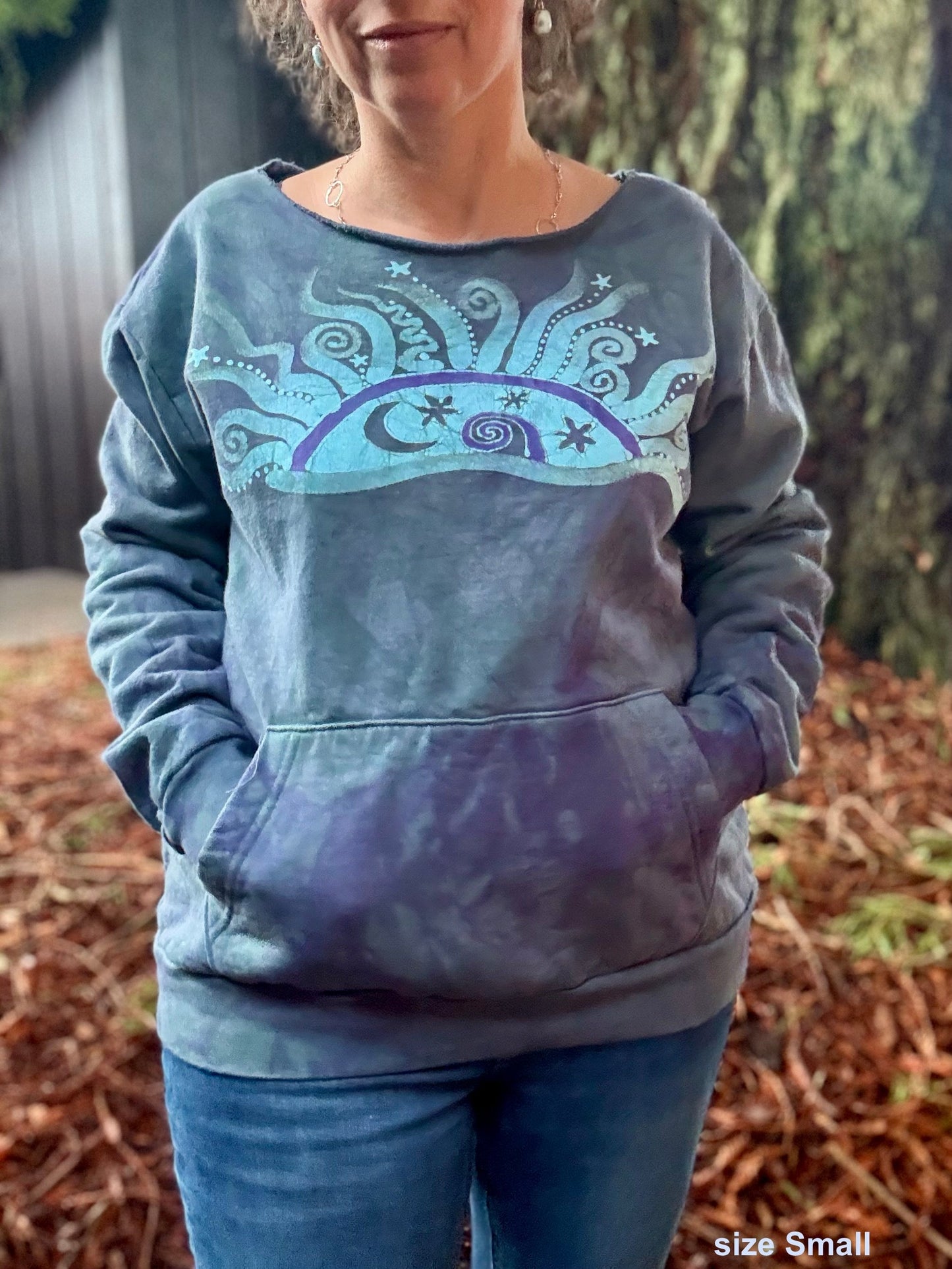 Twilight Sun Batik Puffy Crewneck Sweatshirt – Hand-Painted Sunset & Star Design Batikwalla by Victoria Small 