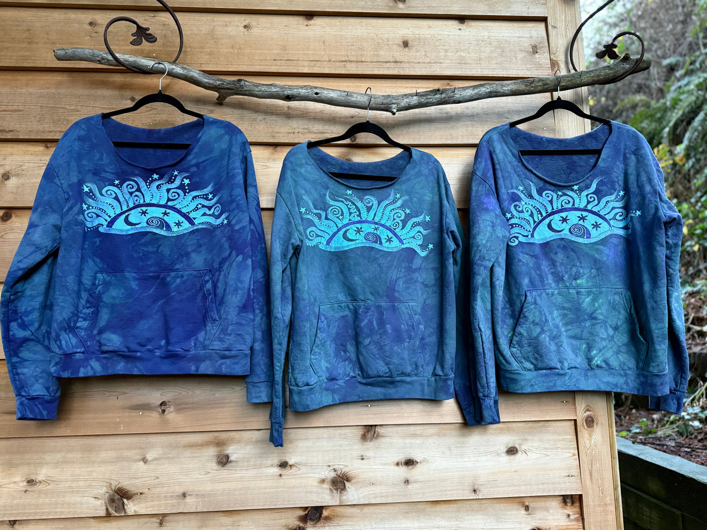 Twilight Sun Batik Puffy Crewneck Sweatshirt – Hand-Painted Sunset & Star Design Batikwalla by Victoria 