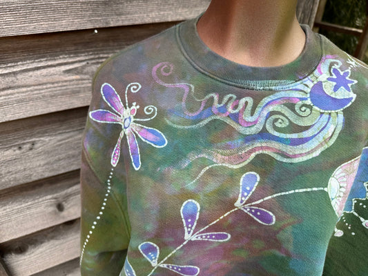 Dragonfly Garden Puffy Crew Neck Sweatshirt ONE SIZE Tops Batikwalla by Victoria 